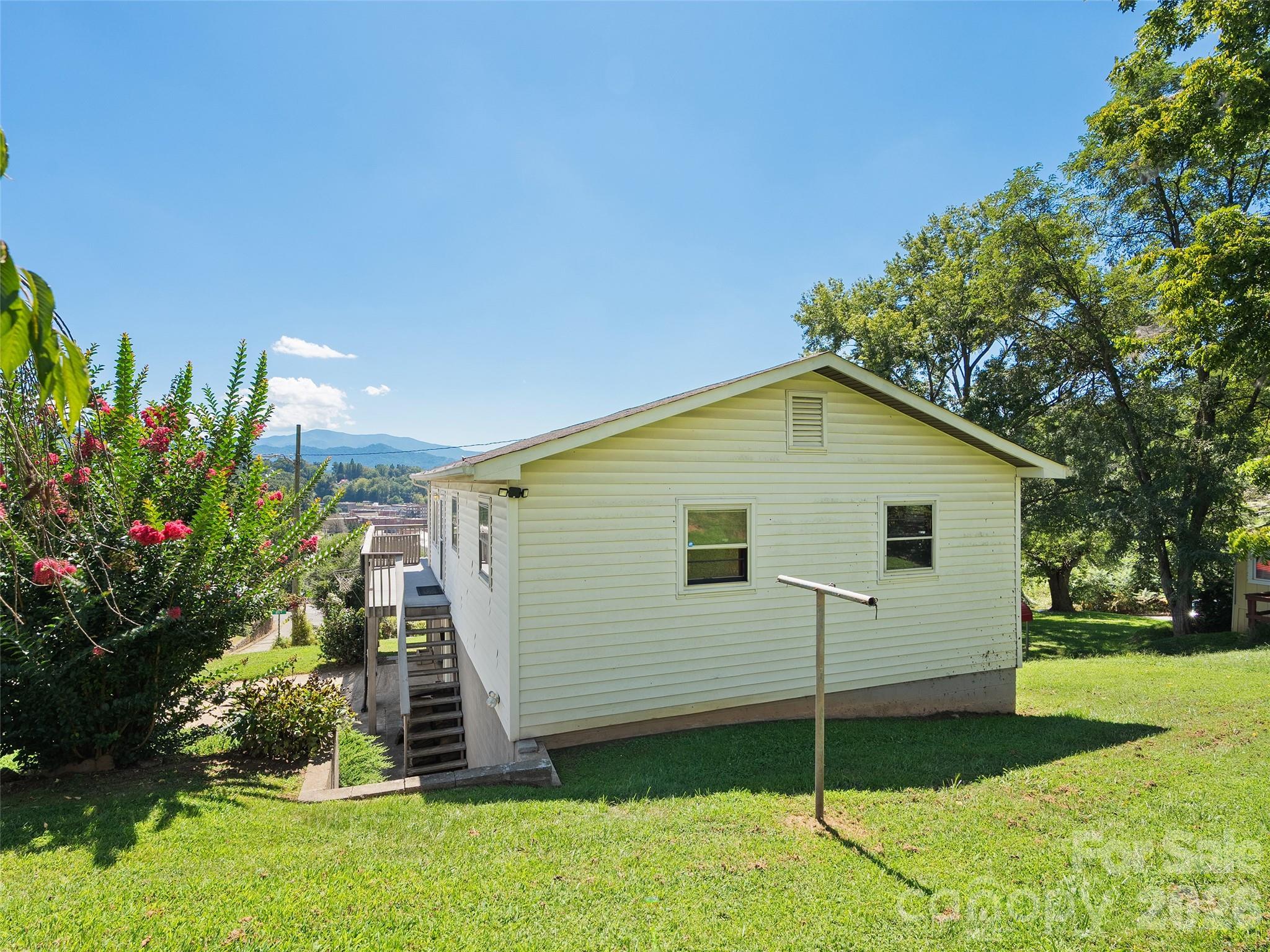 83 Rocky Street Property Photo 22