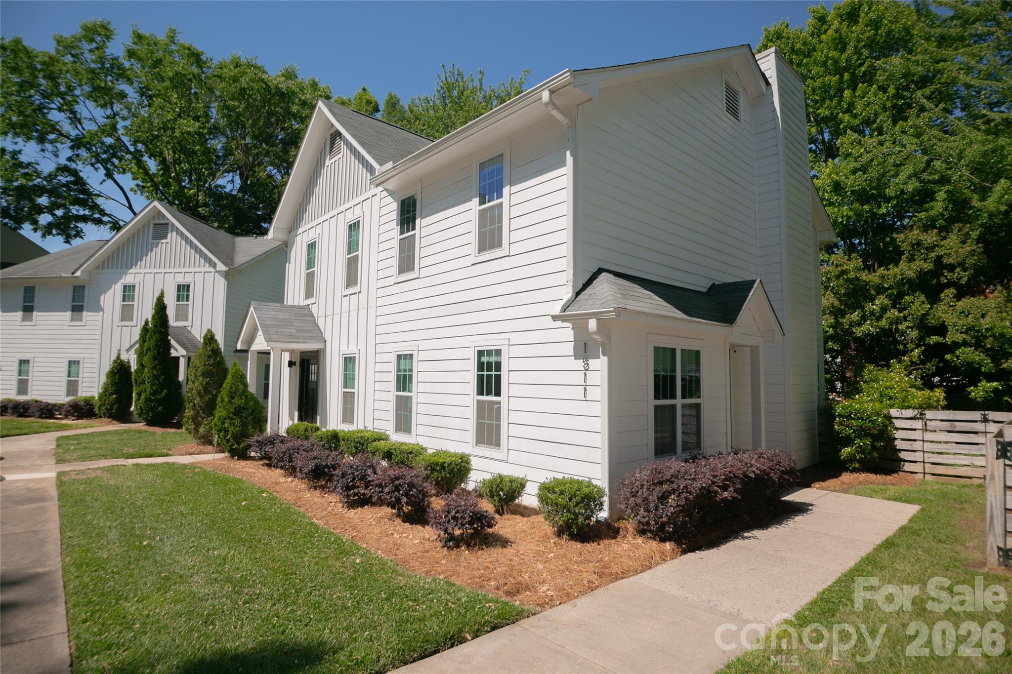 1511 Briar Creek Road B Property Photo 2