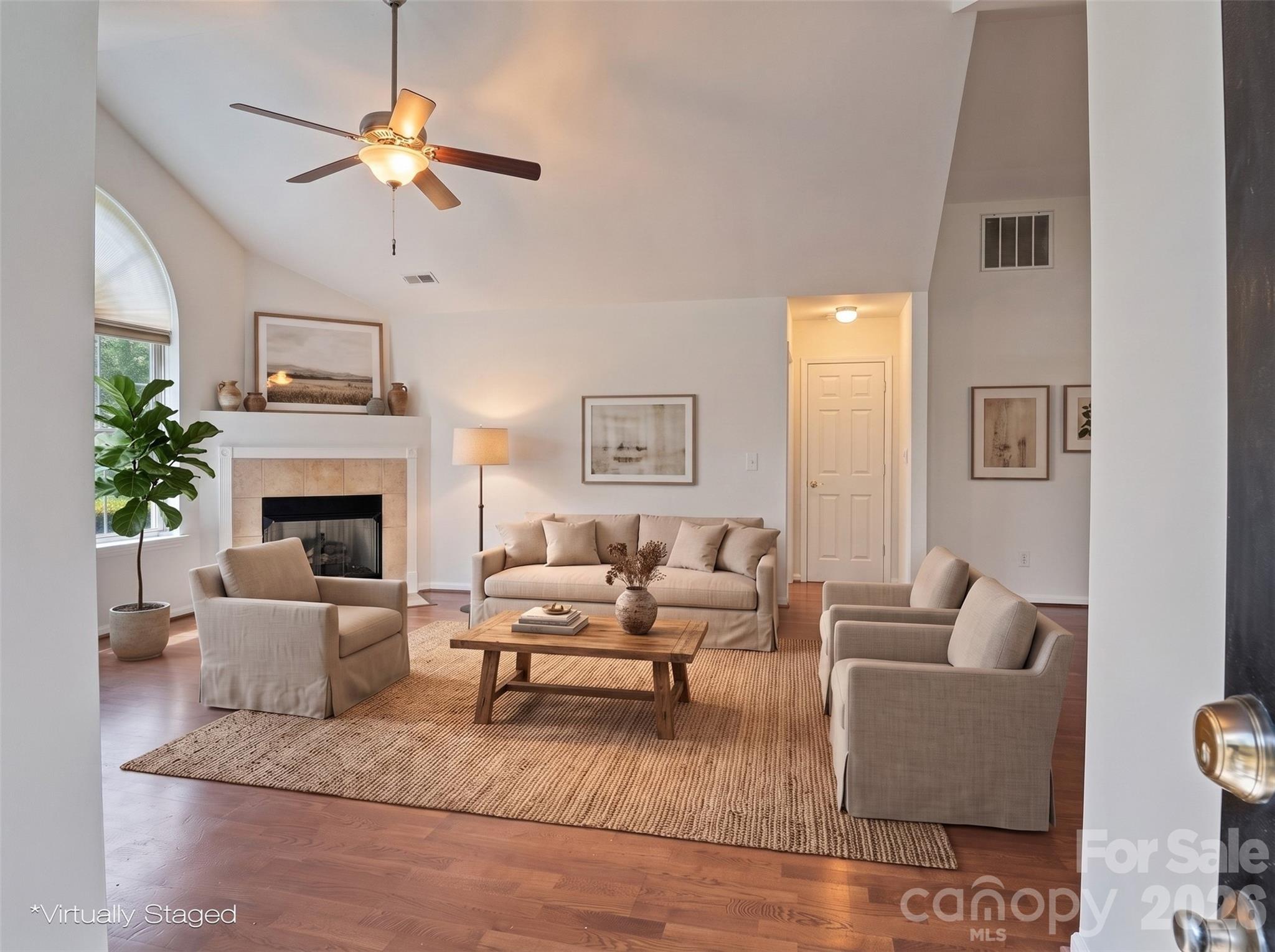 821 Ledgestone Court Property Photo 3