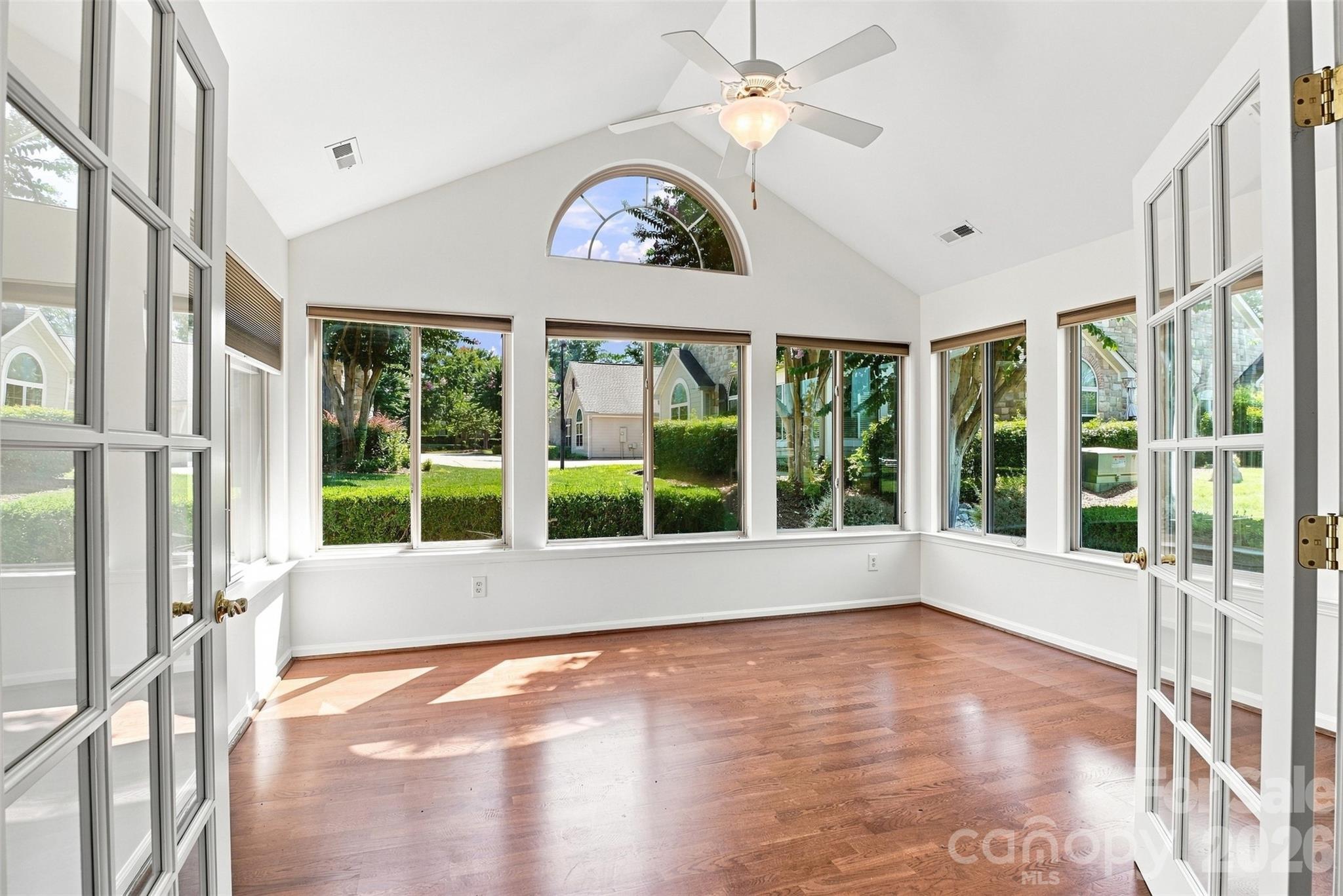 821 Ledgestone Court Property Photo 8
