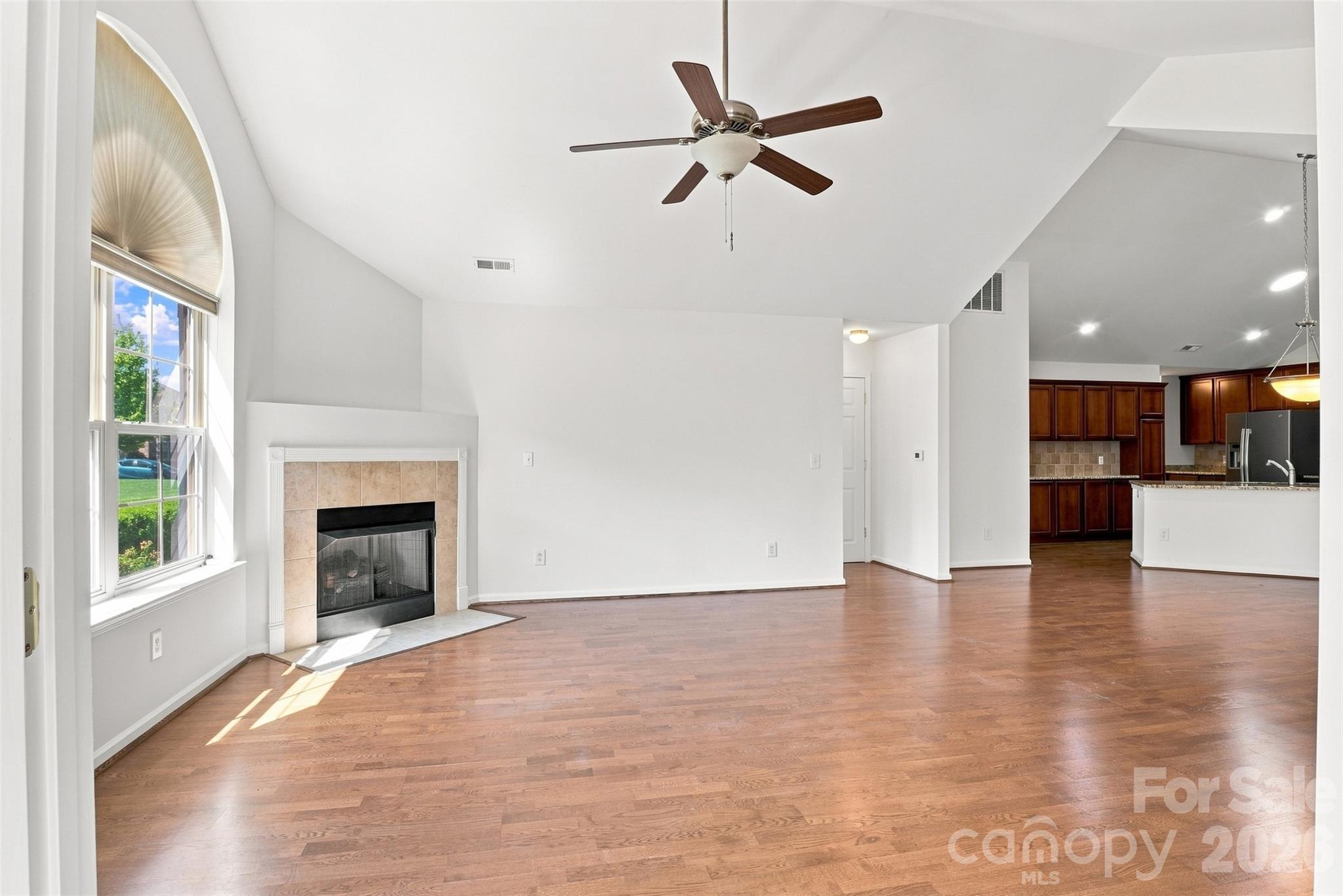 821 Ledgestone Court Property Photo 10