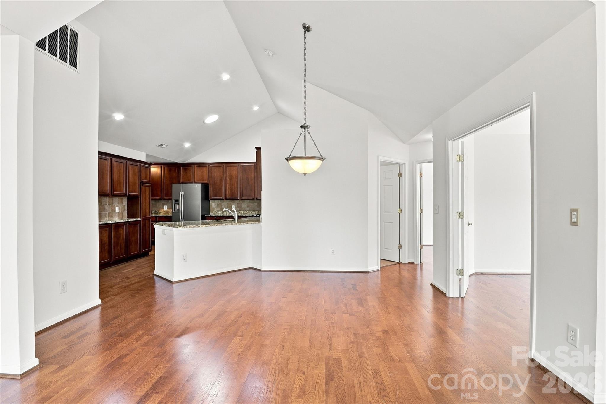 821 Ledgestone Court Property Photo 12