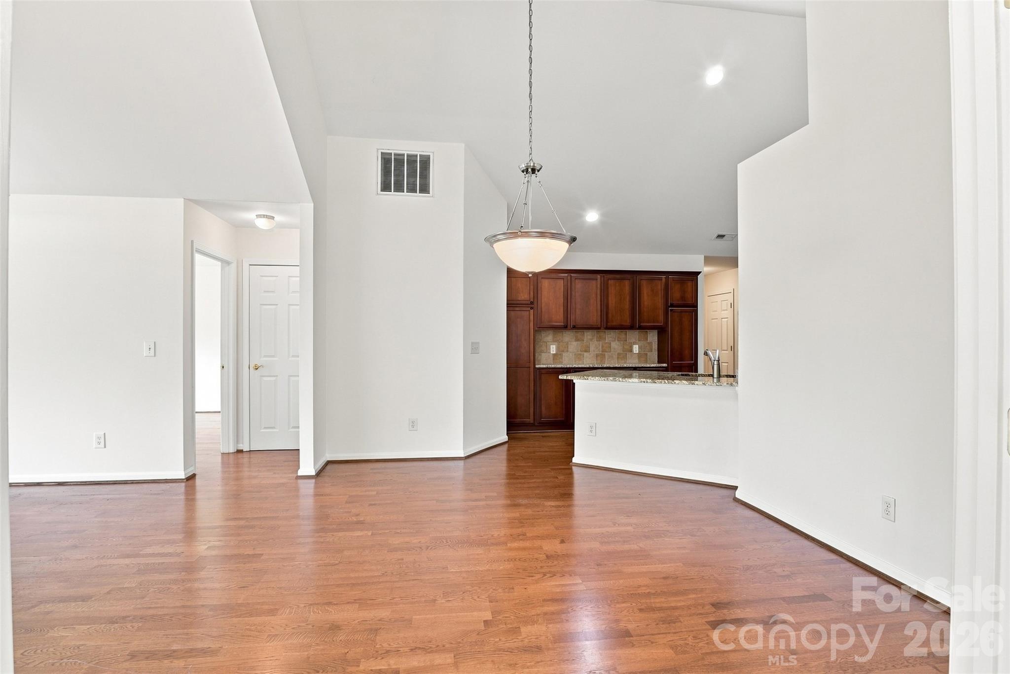 821 Ledgestone Court Property Photo 15