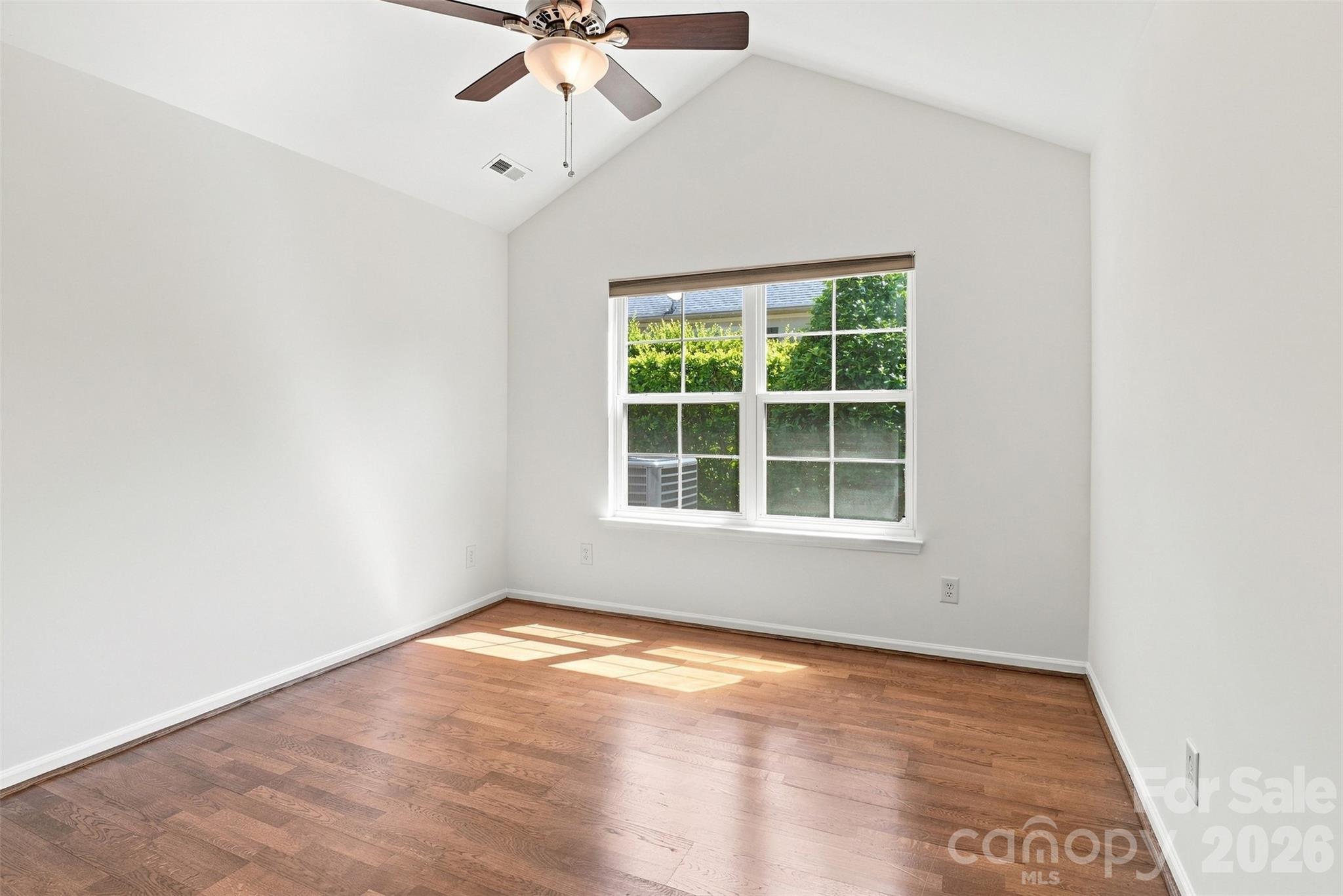 821 Ledgestone Court Property Photo 26