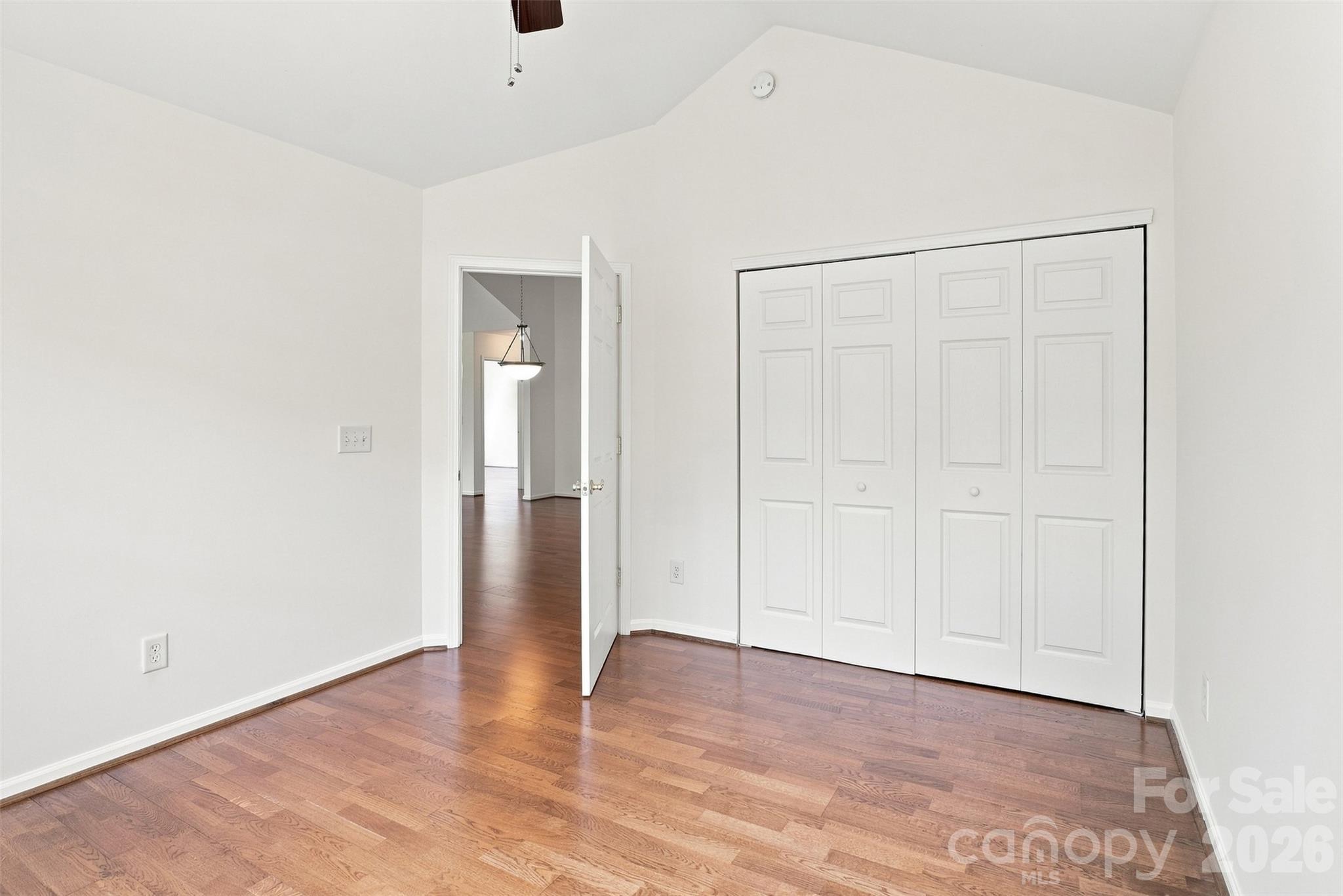 821 Ledgestone Court Property Photo 27