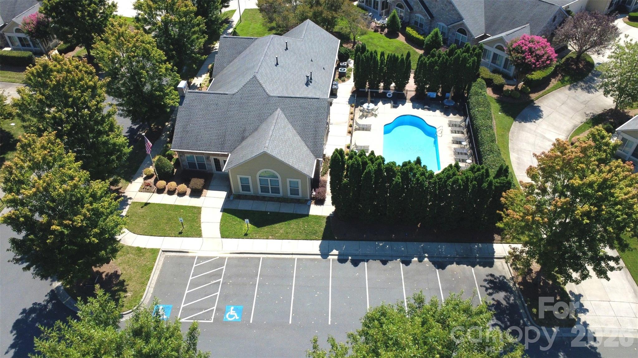 821 Ledgestone Court Property Photo 38