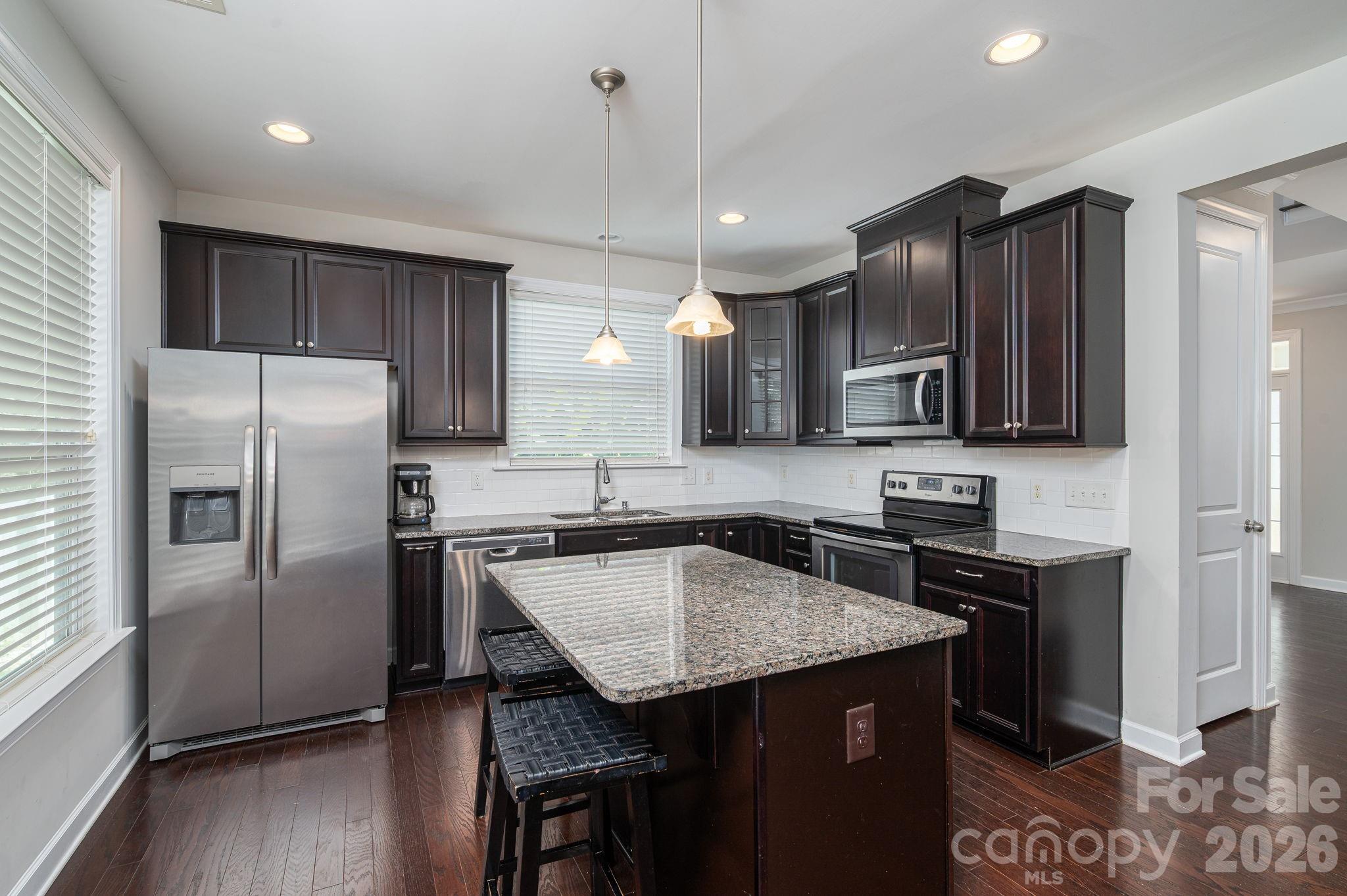 424 Planters Way Property Photo 10