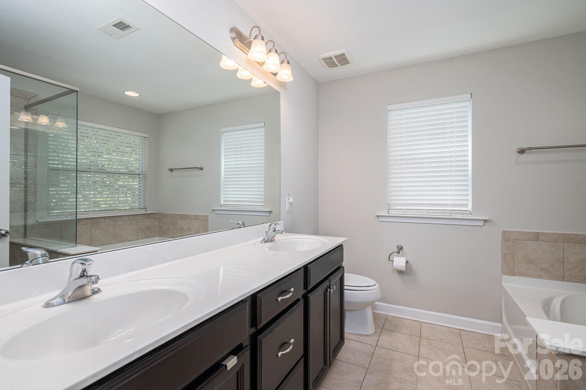424 Planters Way Property Photo 25