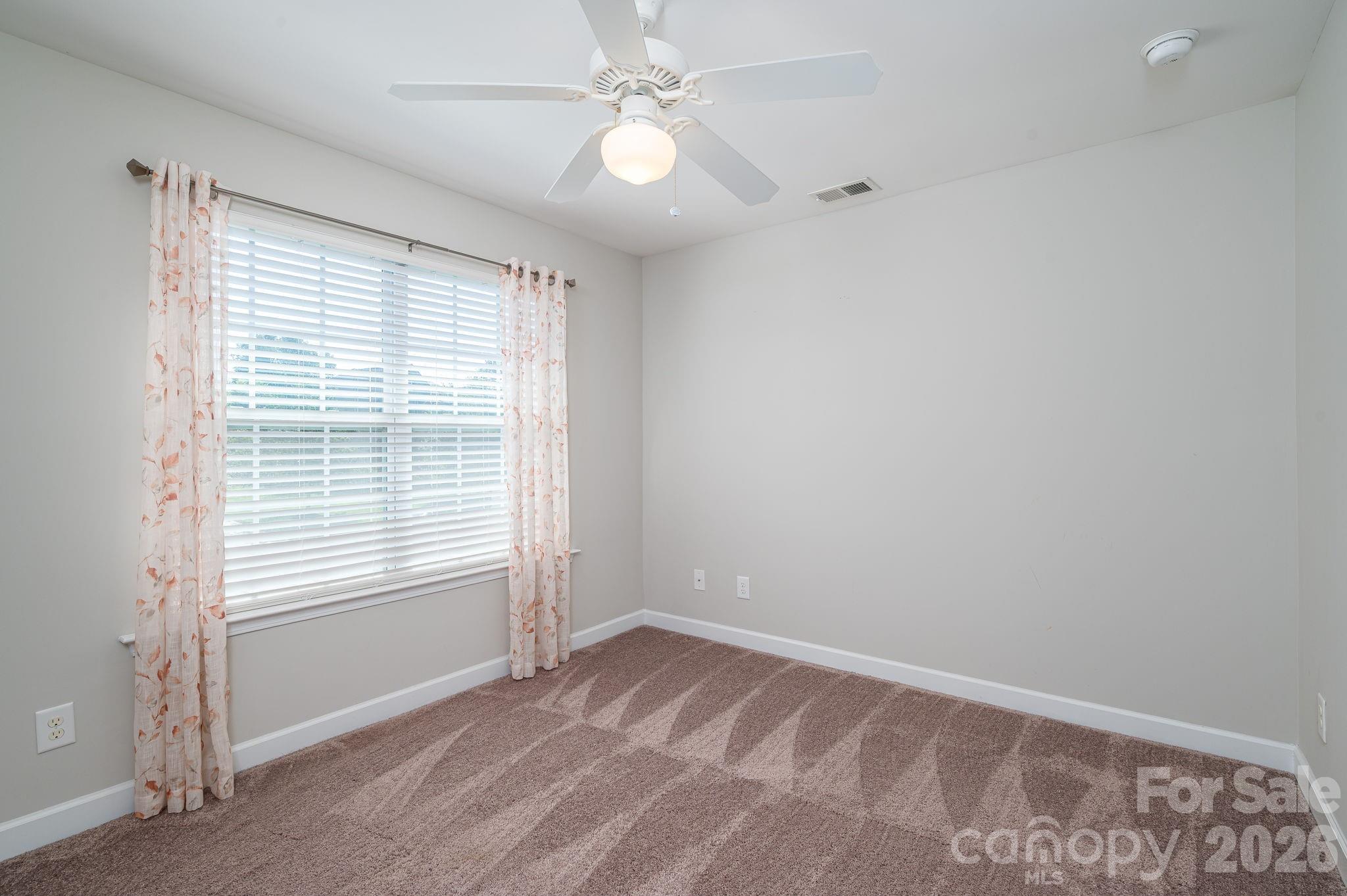 424 Planters Way Property Photo 30