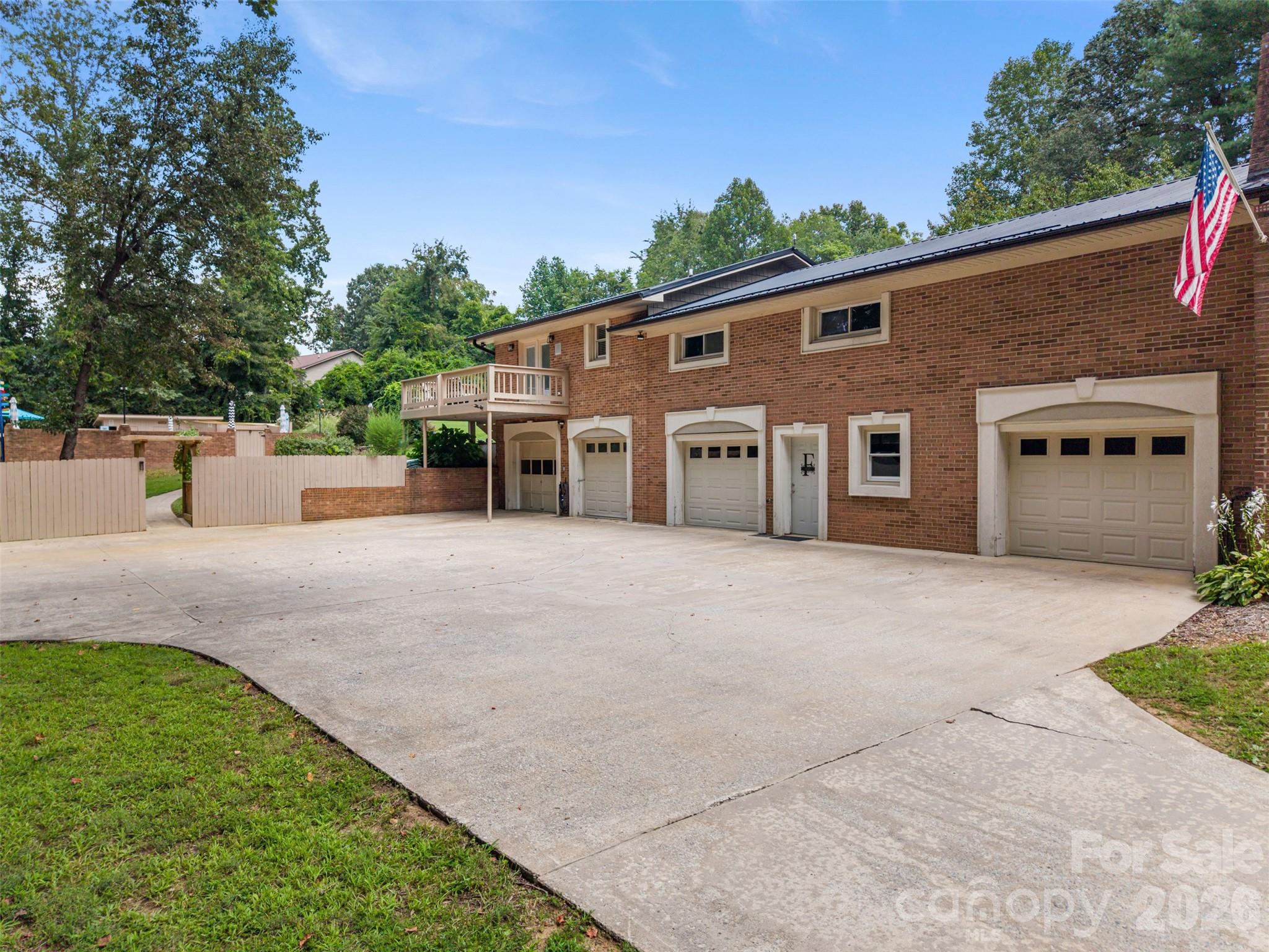 202 Legion Road Property Photo 9