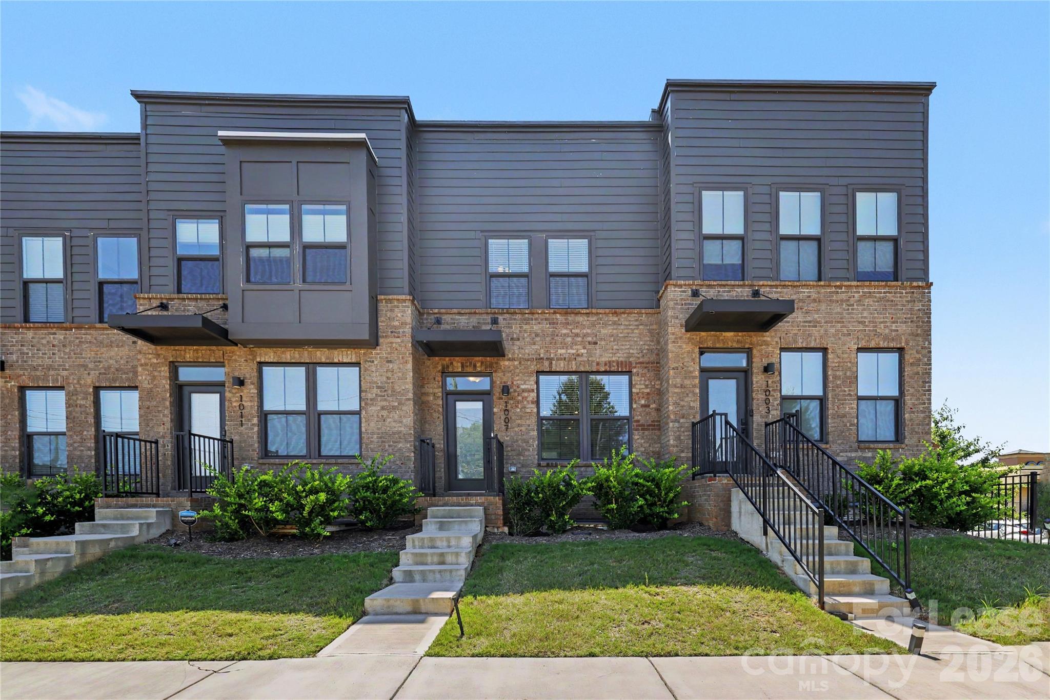 4419020 Property Photo 1