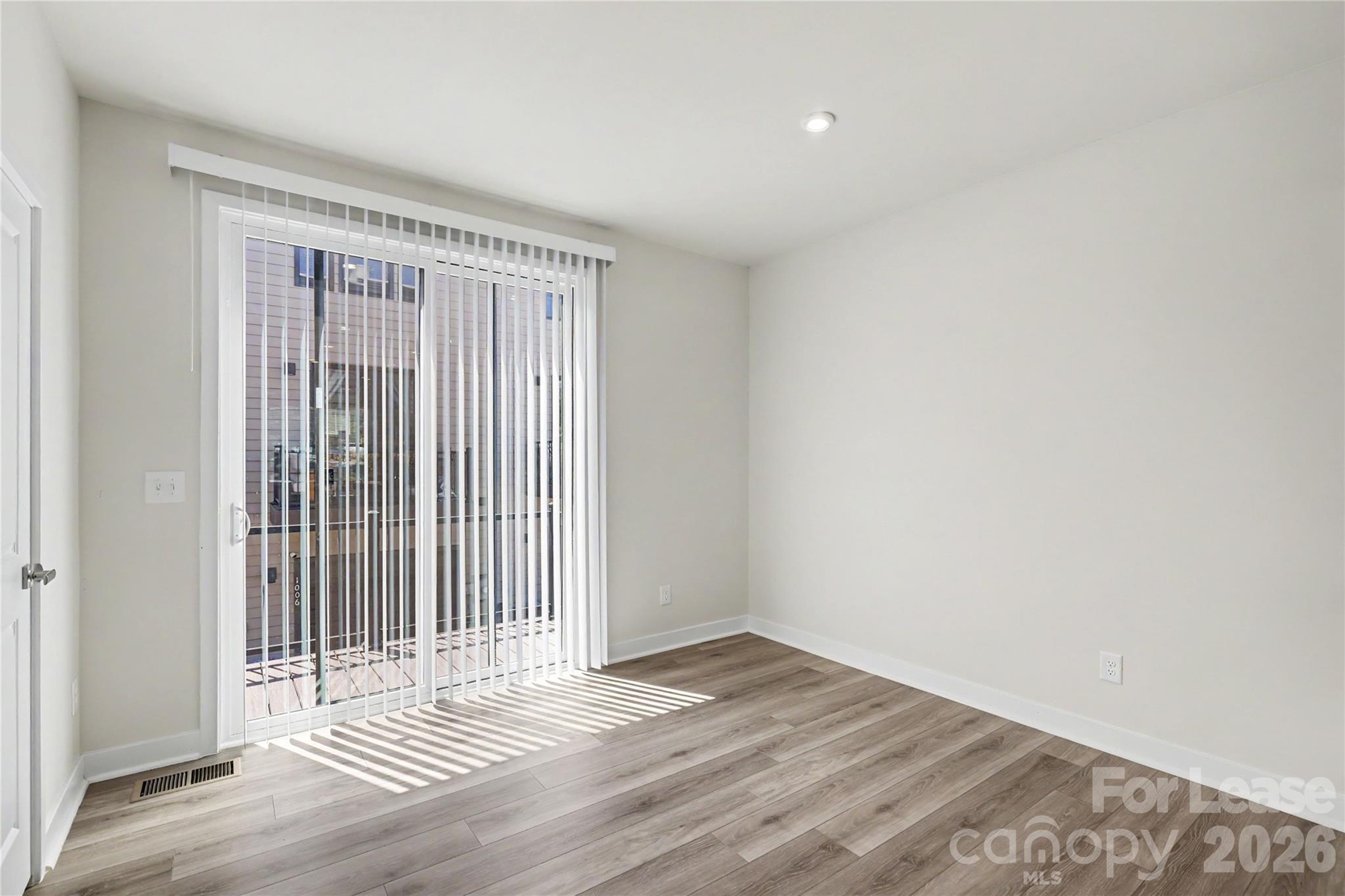 4419020 Property Photo 21