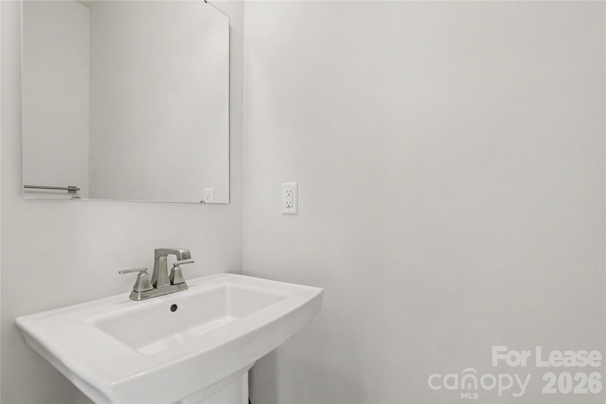 4419020 Property Photo 23