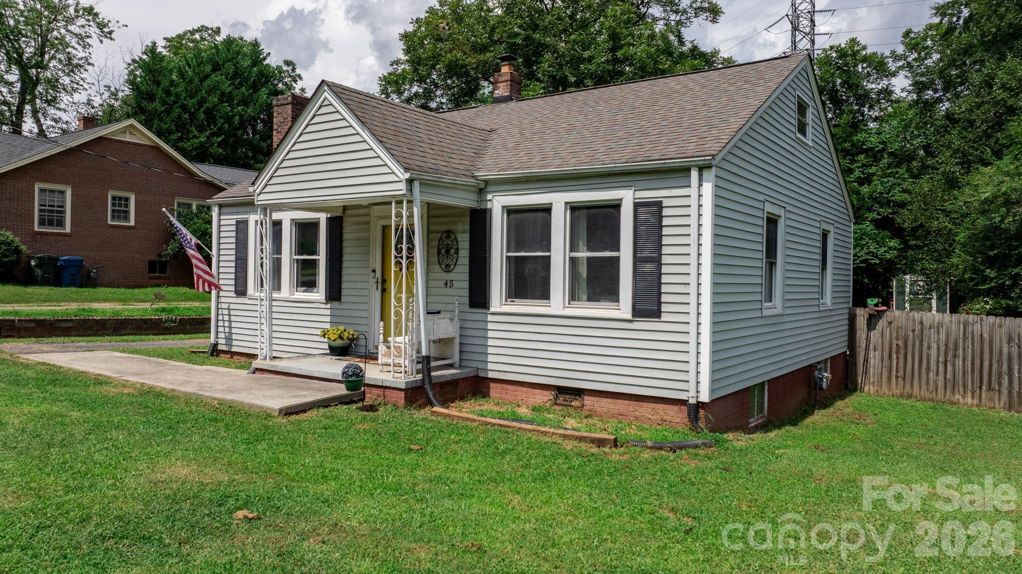 45 26th Avenue Property Photo 1