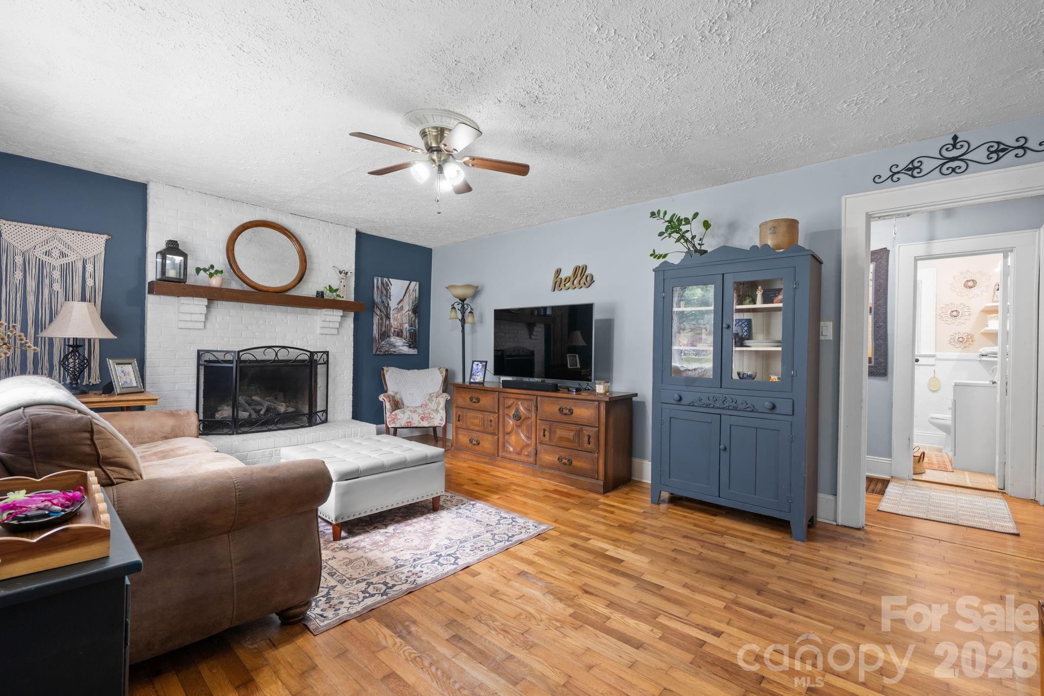 45 26th Avenue Property Photo 4