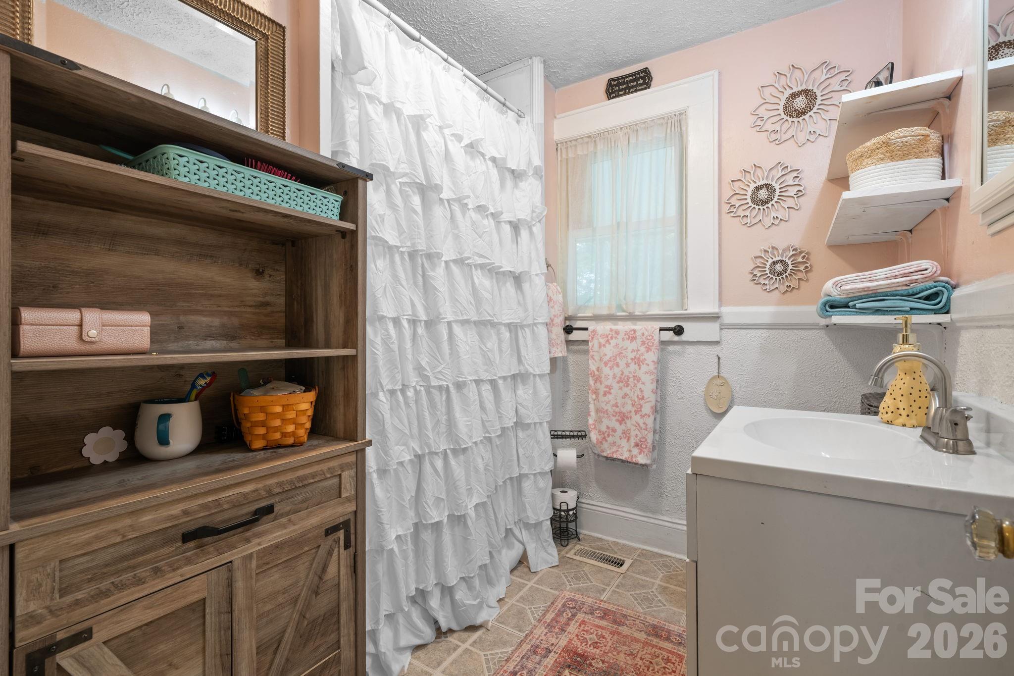 45 26th Avenue Property Photo 8
