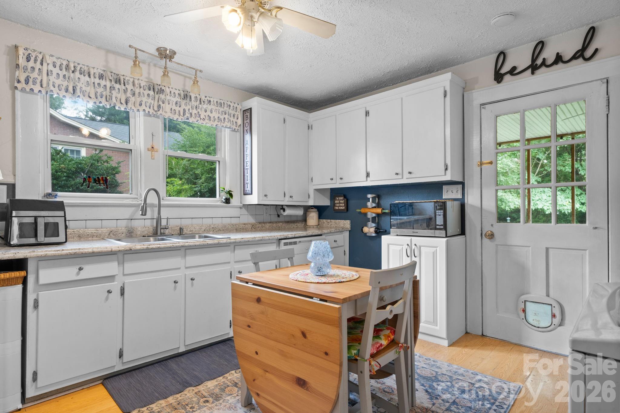 45 26th Avenue Property Photo 10