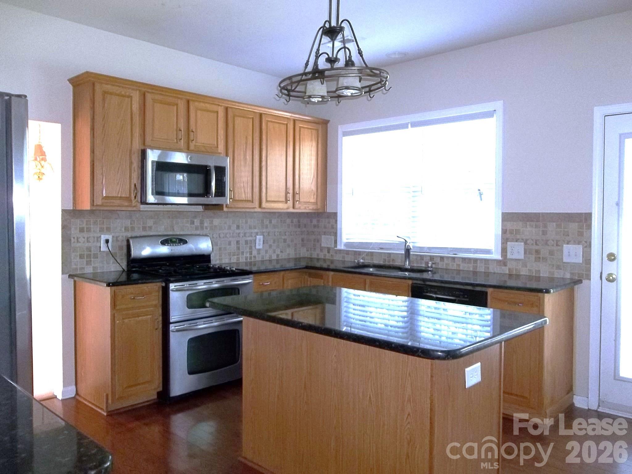 11120 Maplehurst Drive Property Photo 5