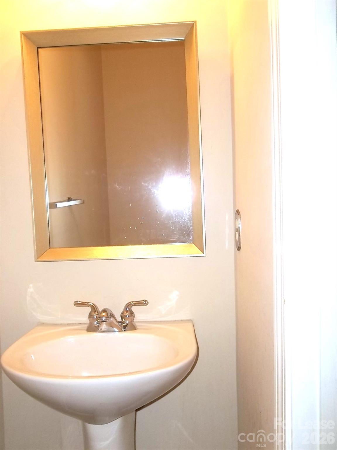 11120 Maplehurst Drive Property Photo 9