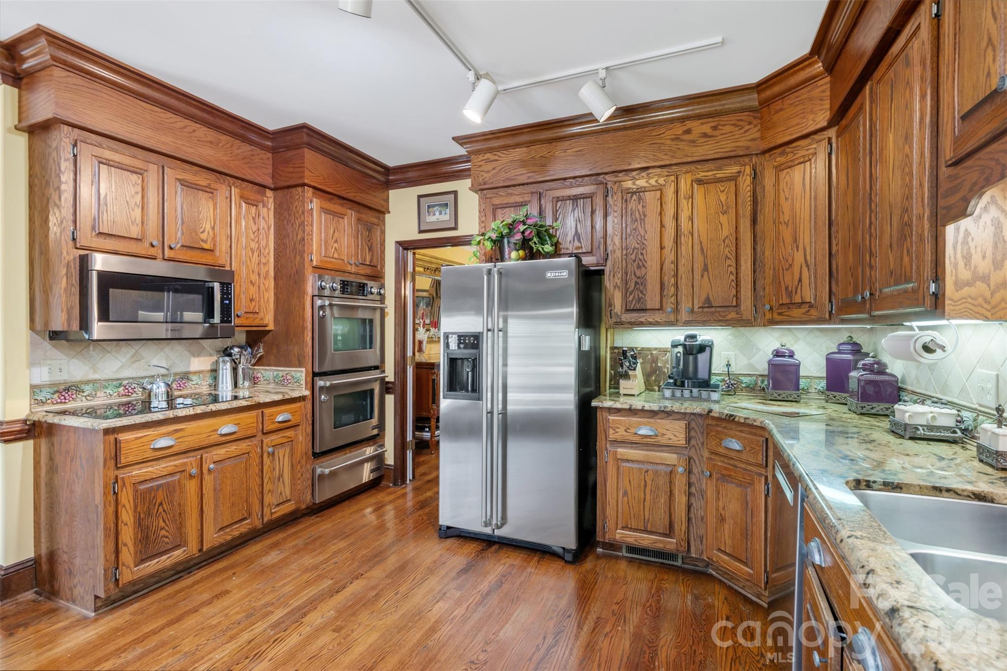 1551 Farrow Drive Property Photo 10