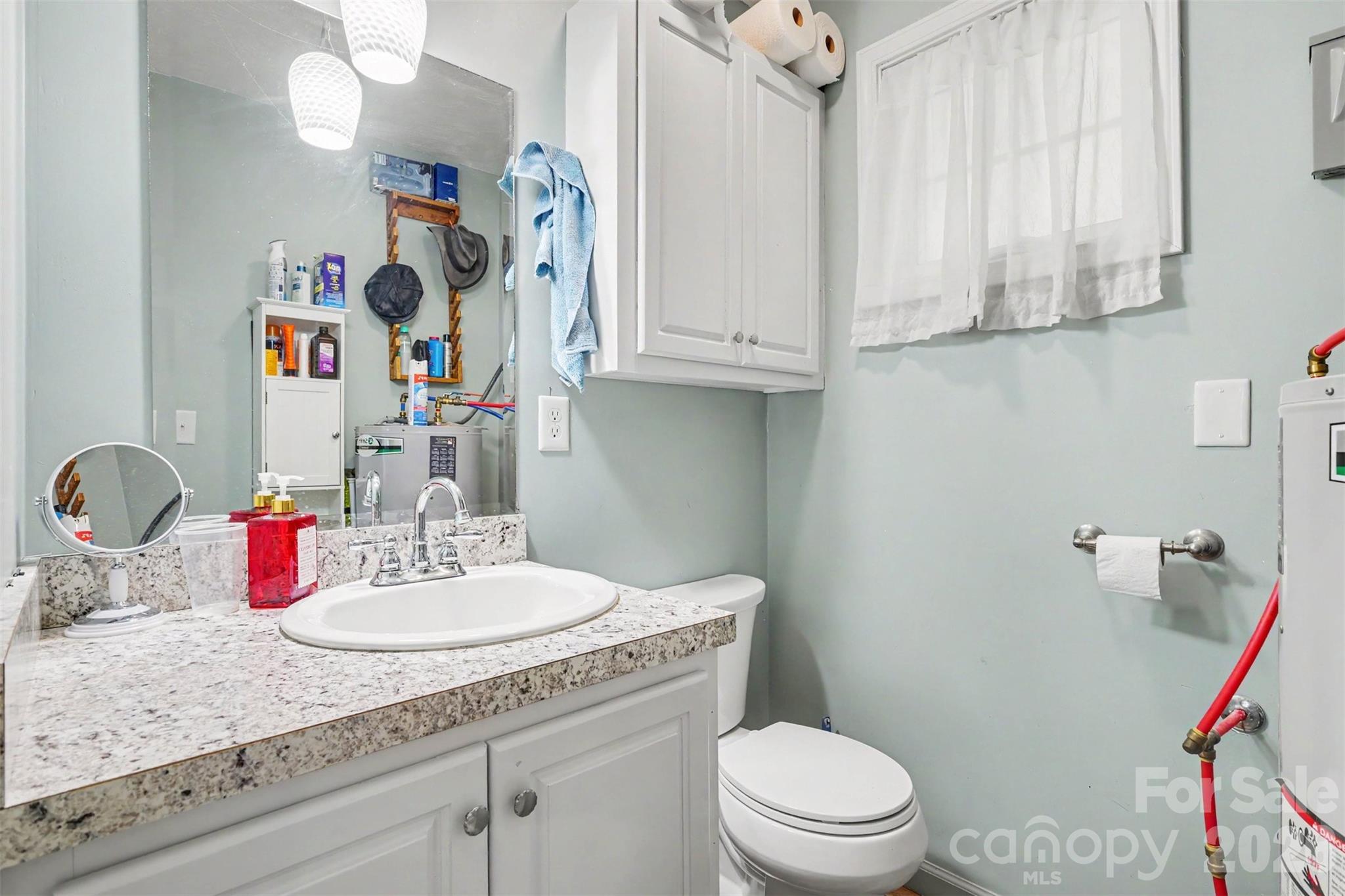 9324 Simpson Road Property Photo 6