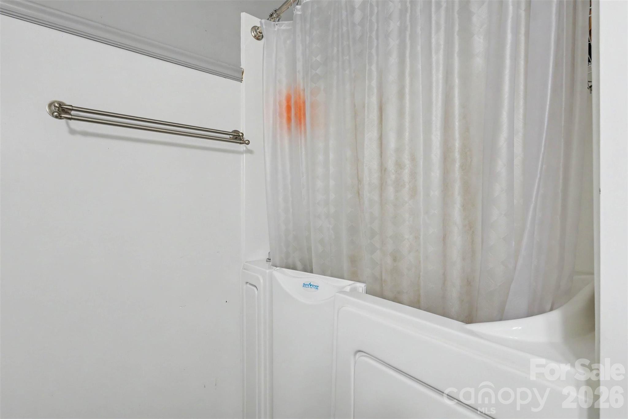 9324 Simpson Road Property Photo 8