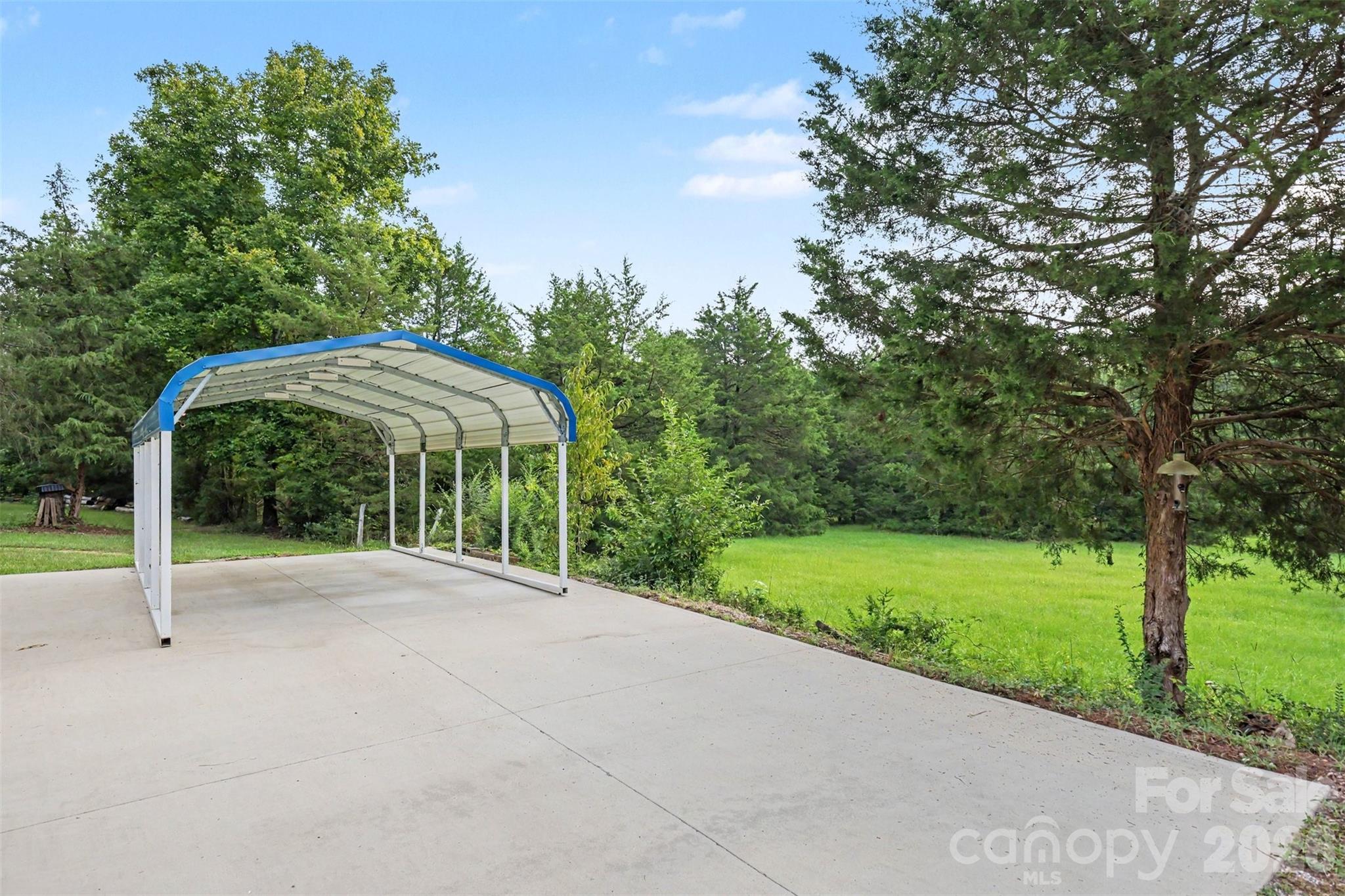 9324 Simpson Road Property Photo 13