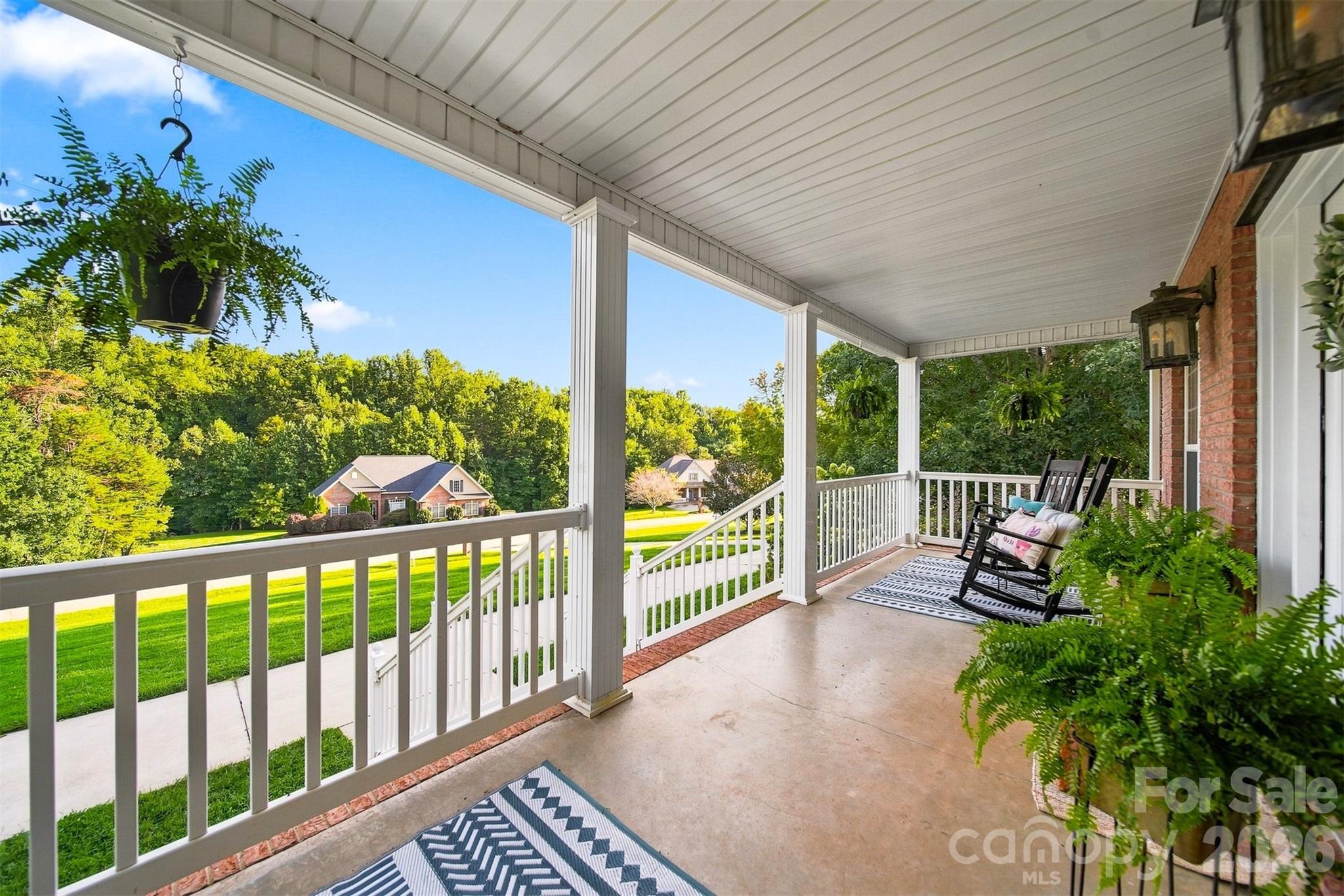 1221 Willow Creek Drive Property Photo 4