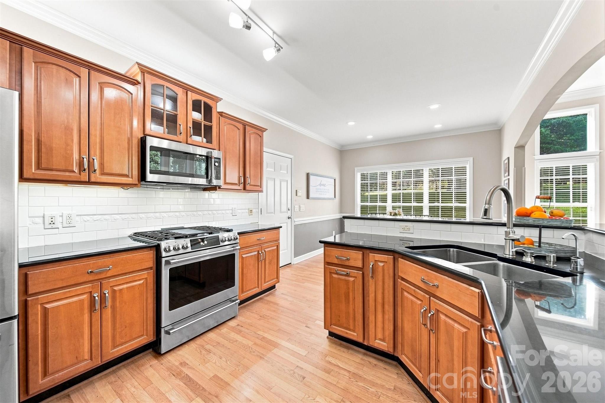 1221 Willow Creek Drive Property Photo 19