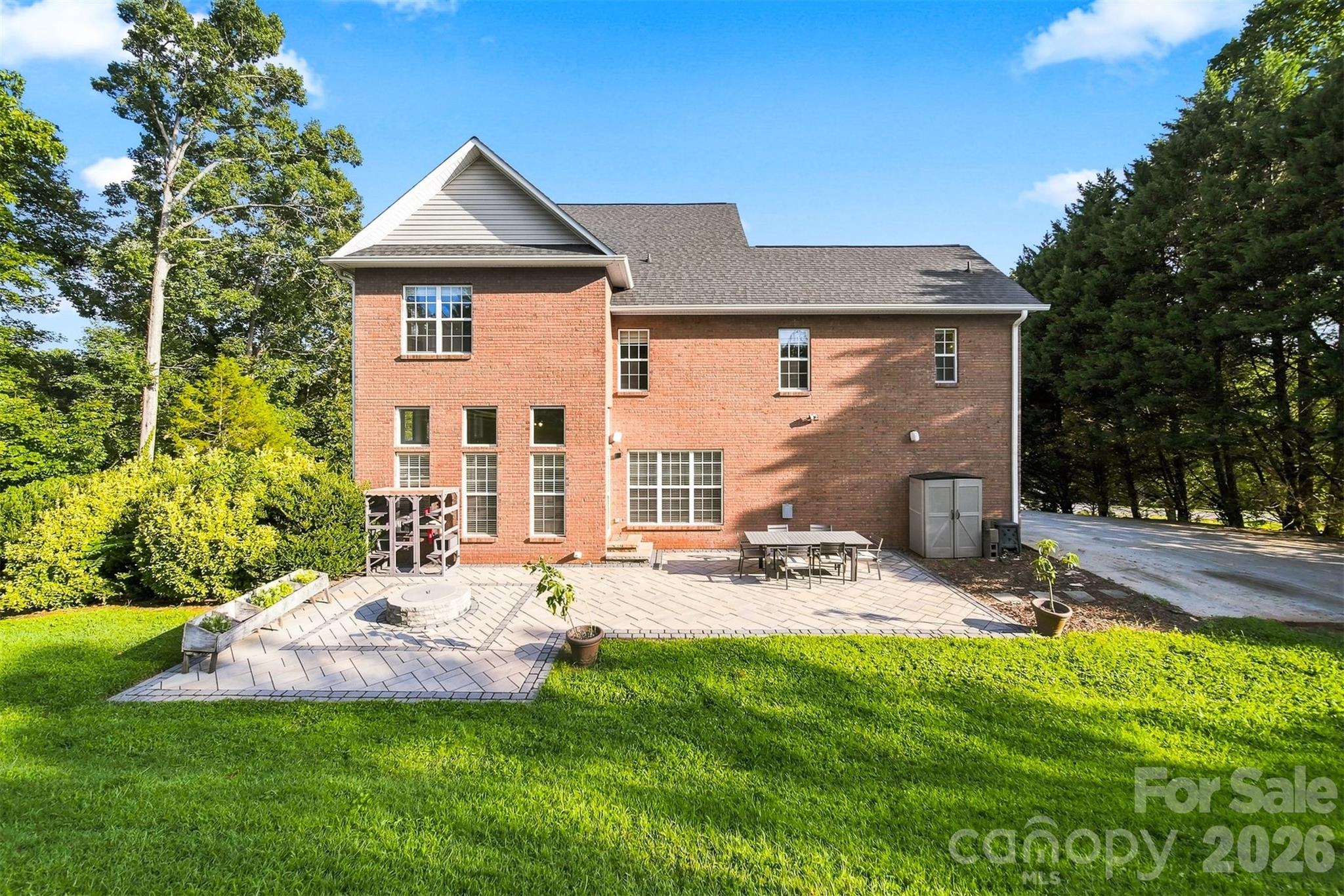 1221 Willow Creek Drive Property Photo 44