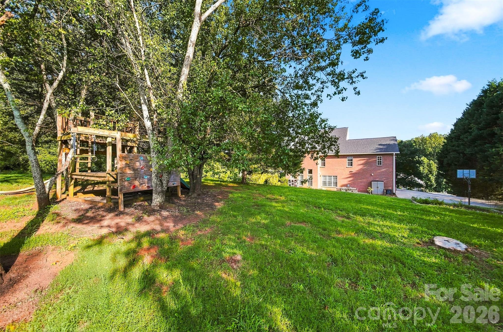 1221 Willow Creek Drive Property Photo 47