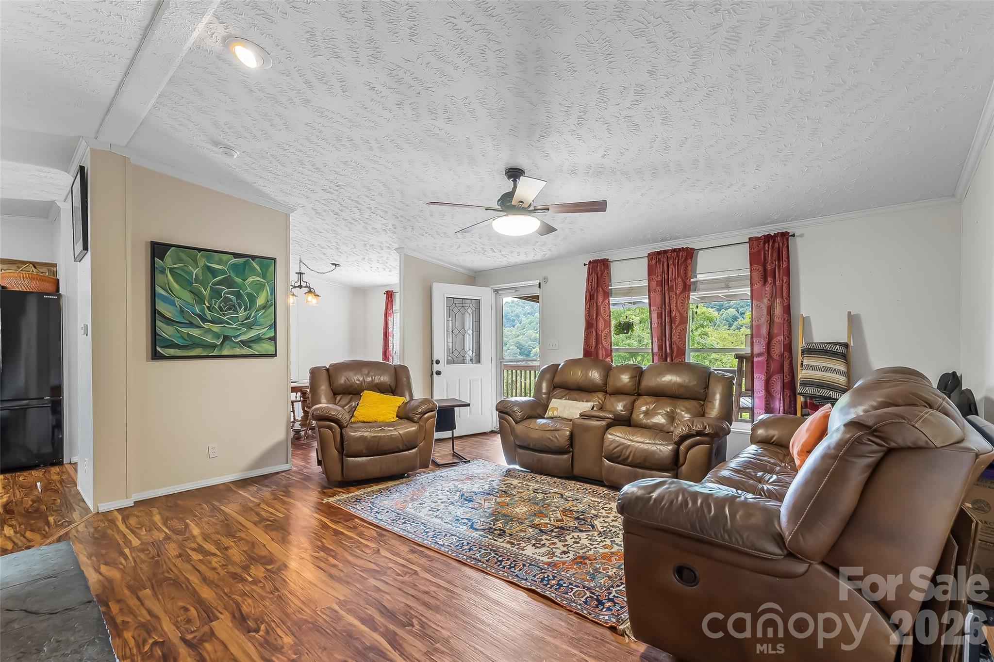 245 Merry Way Property Photo 7