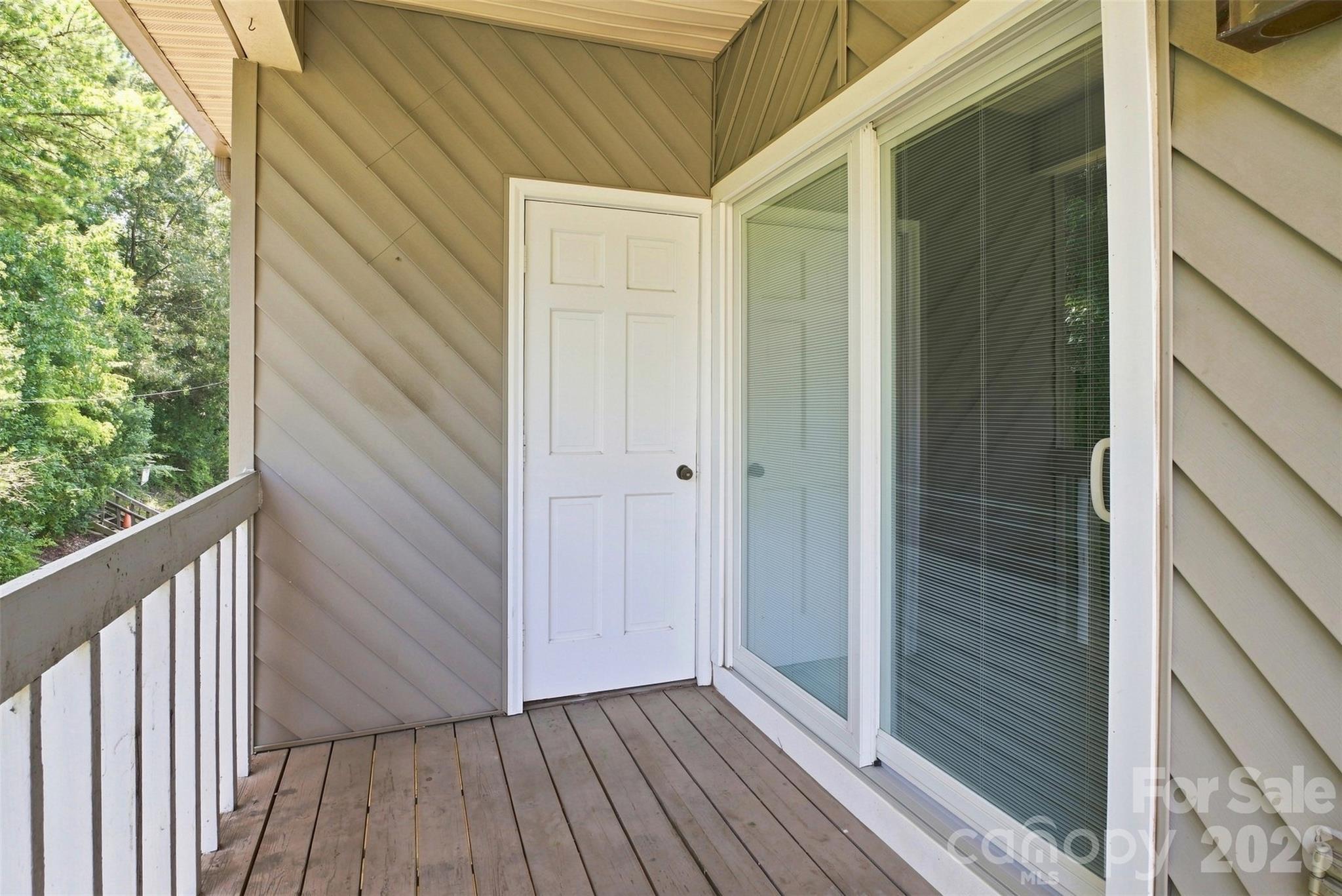 140 Lake Concord Road D8 Property Photo 20