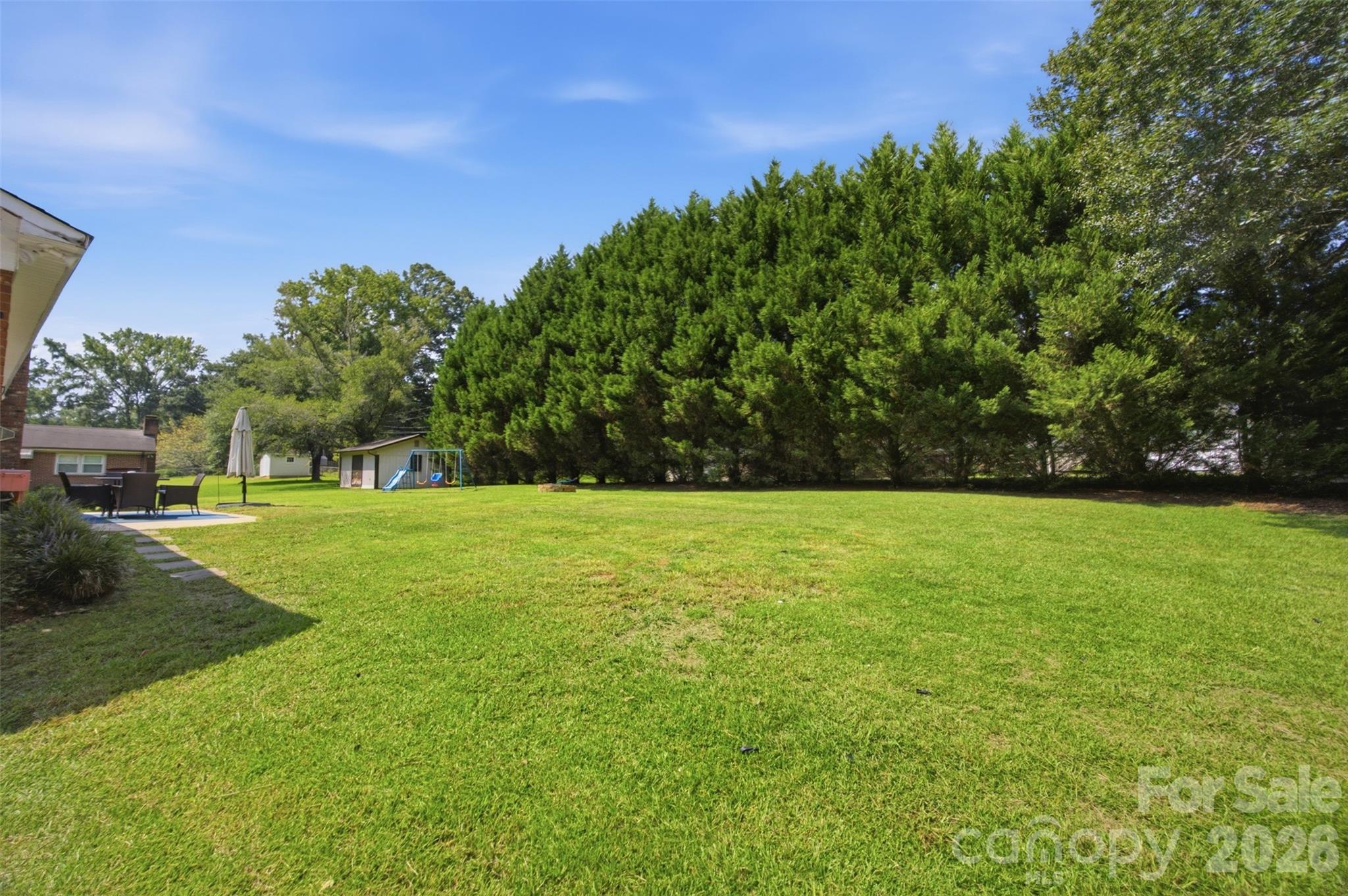 815 Lakeside Circle Property Photo 26