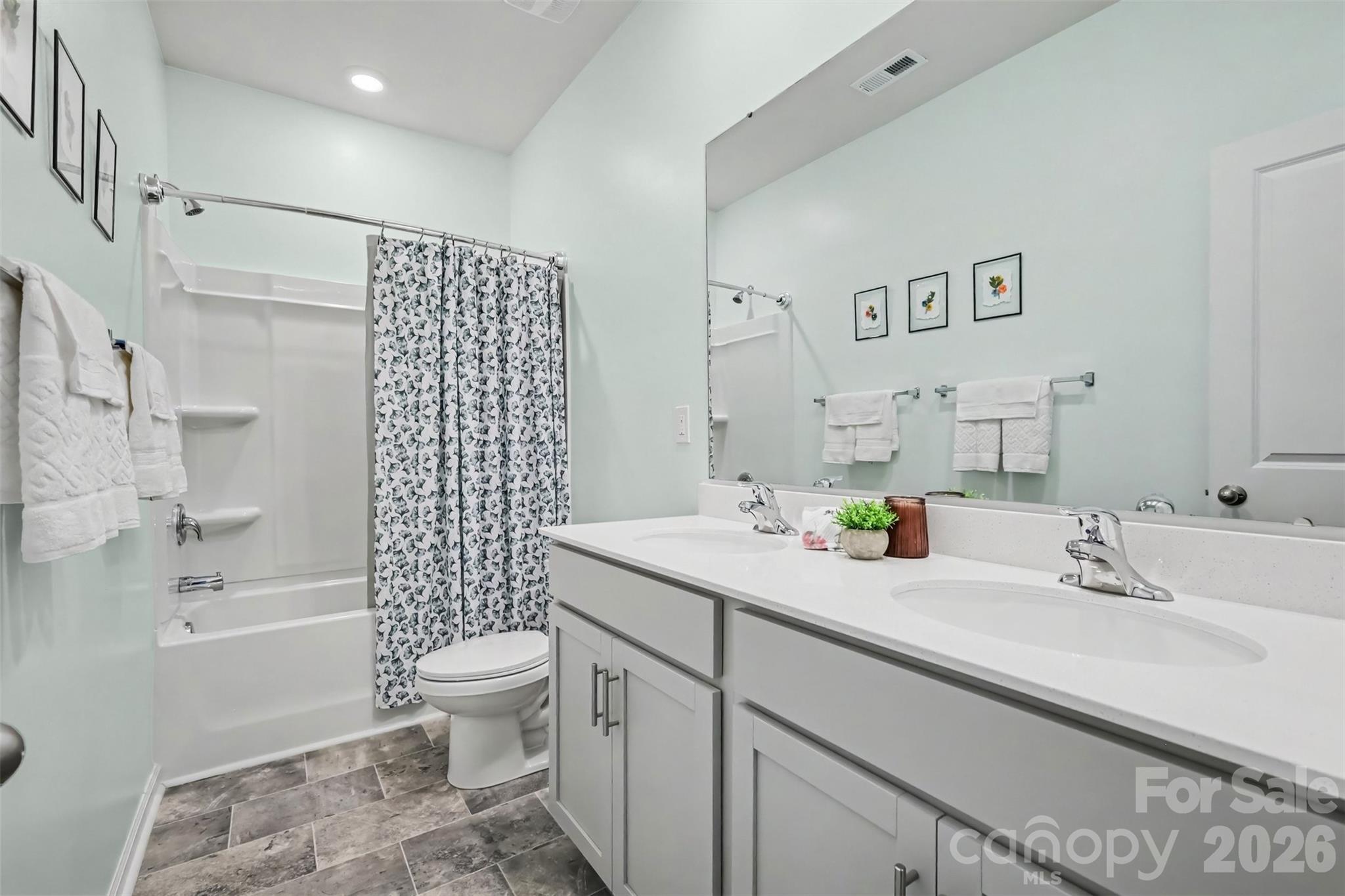 7594 Stonehouse Drive Property Photo 26