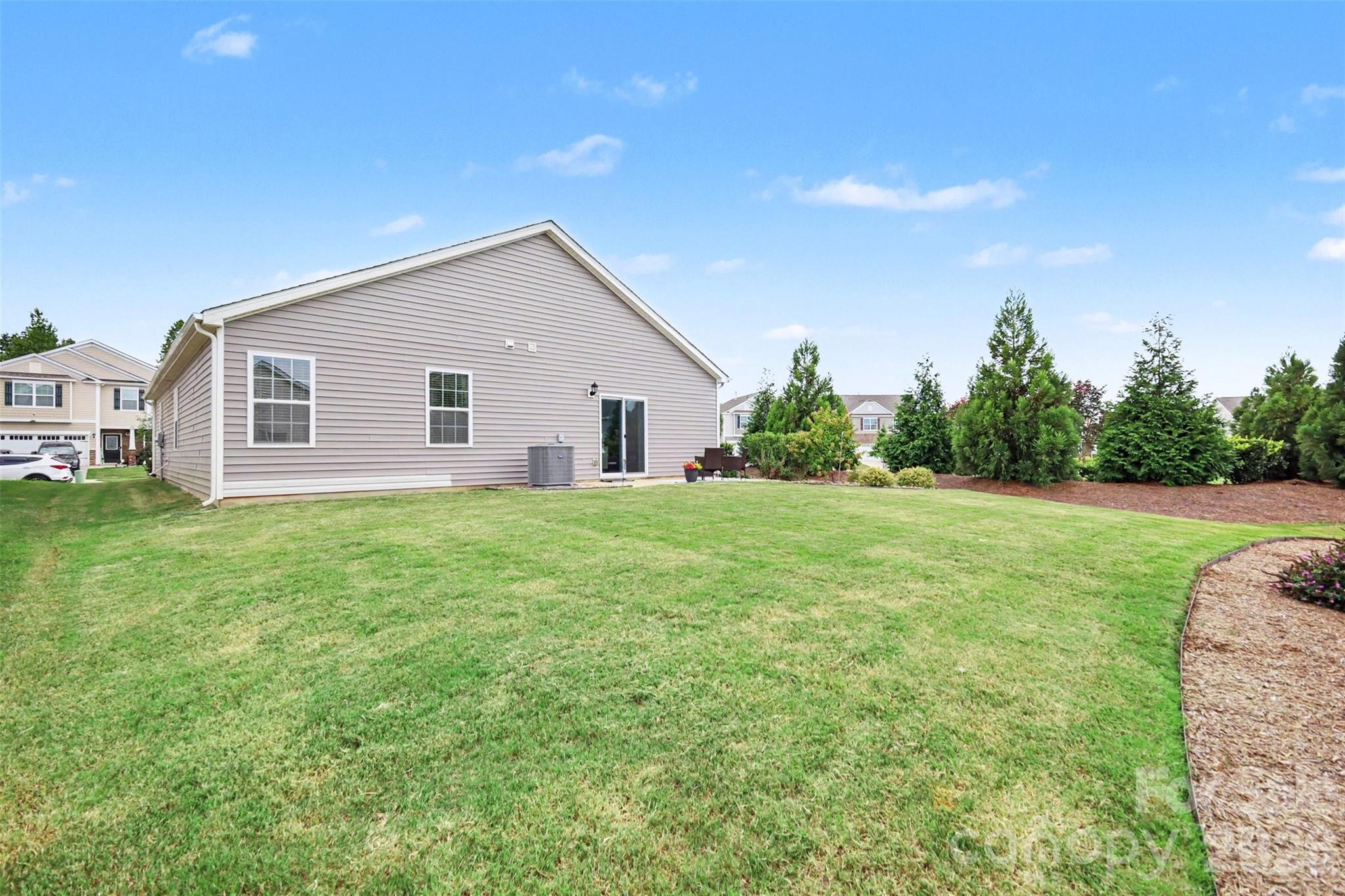 7594 Stonehouse Drive Property Photo 29