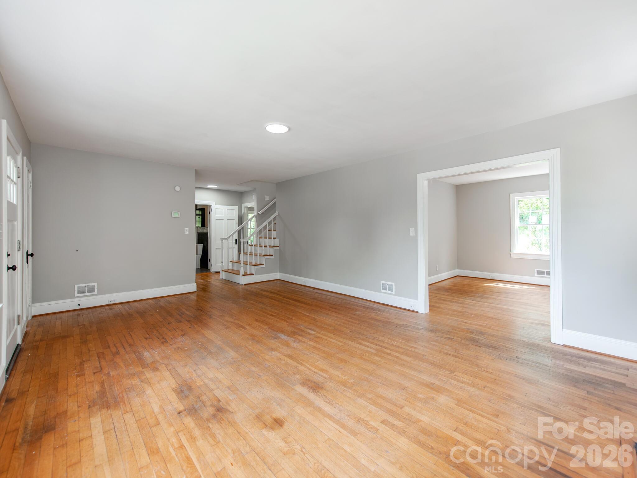 113 Falls Street Property Photo 7