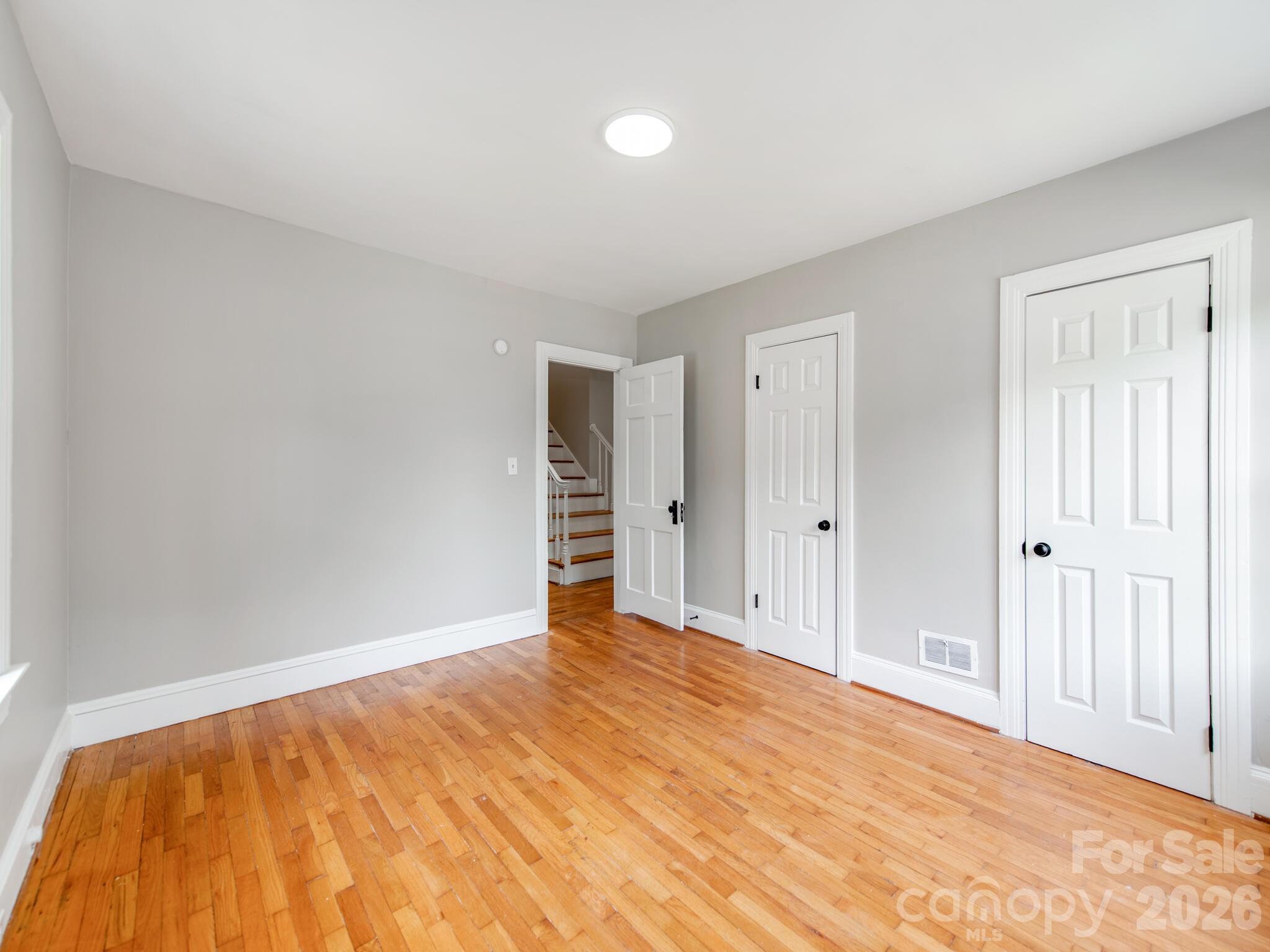 113 Falls Street Property Photo 16