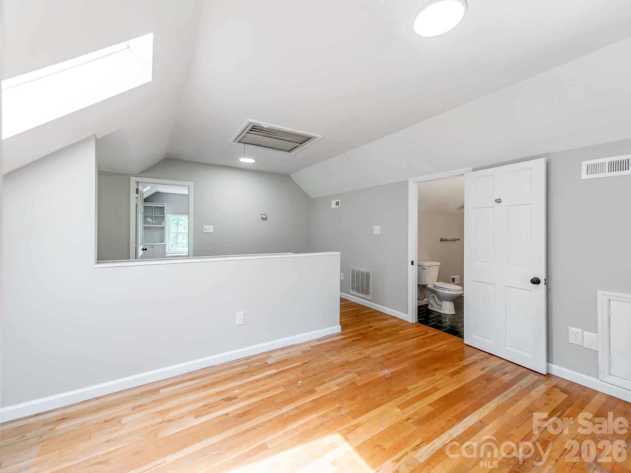 113 Falls Street Property Photo 20
