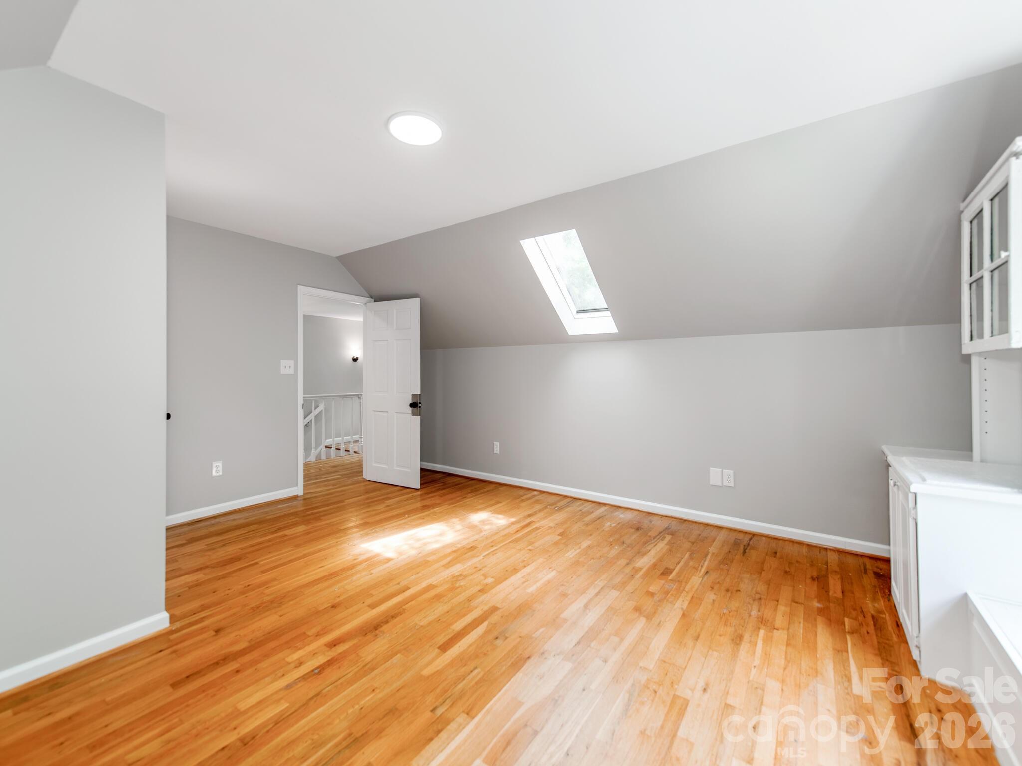 113 Falls Street Property Photo 22