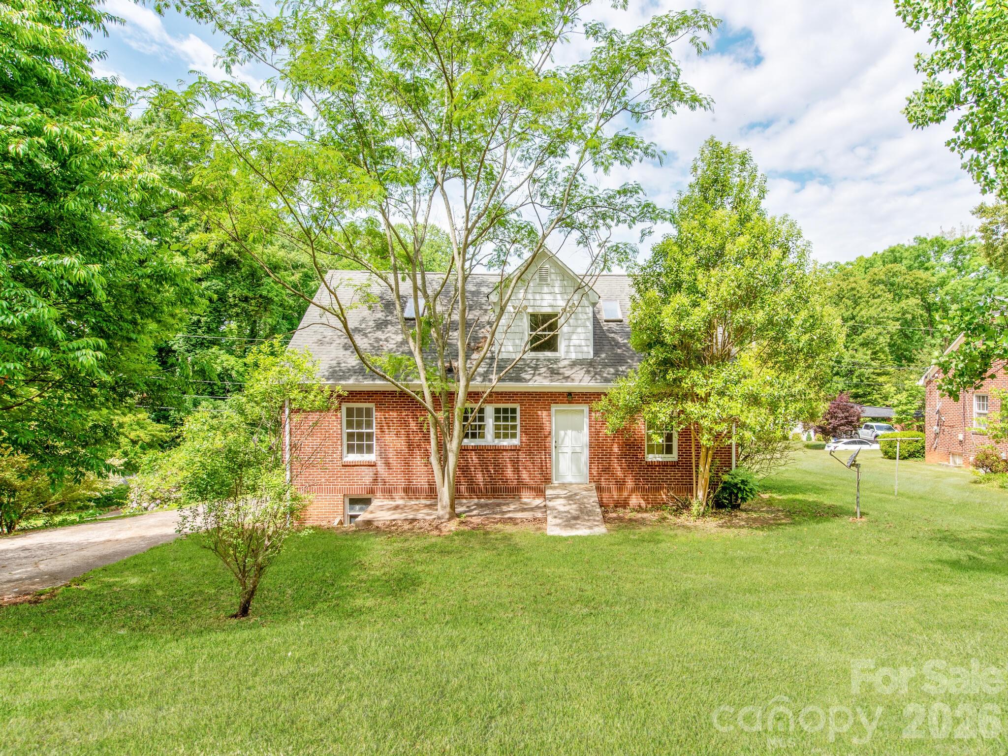 113 Falls Street Property Photo 32