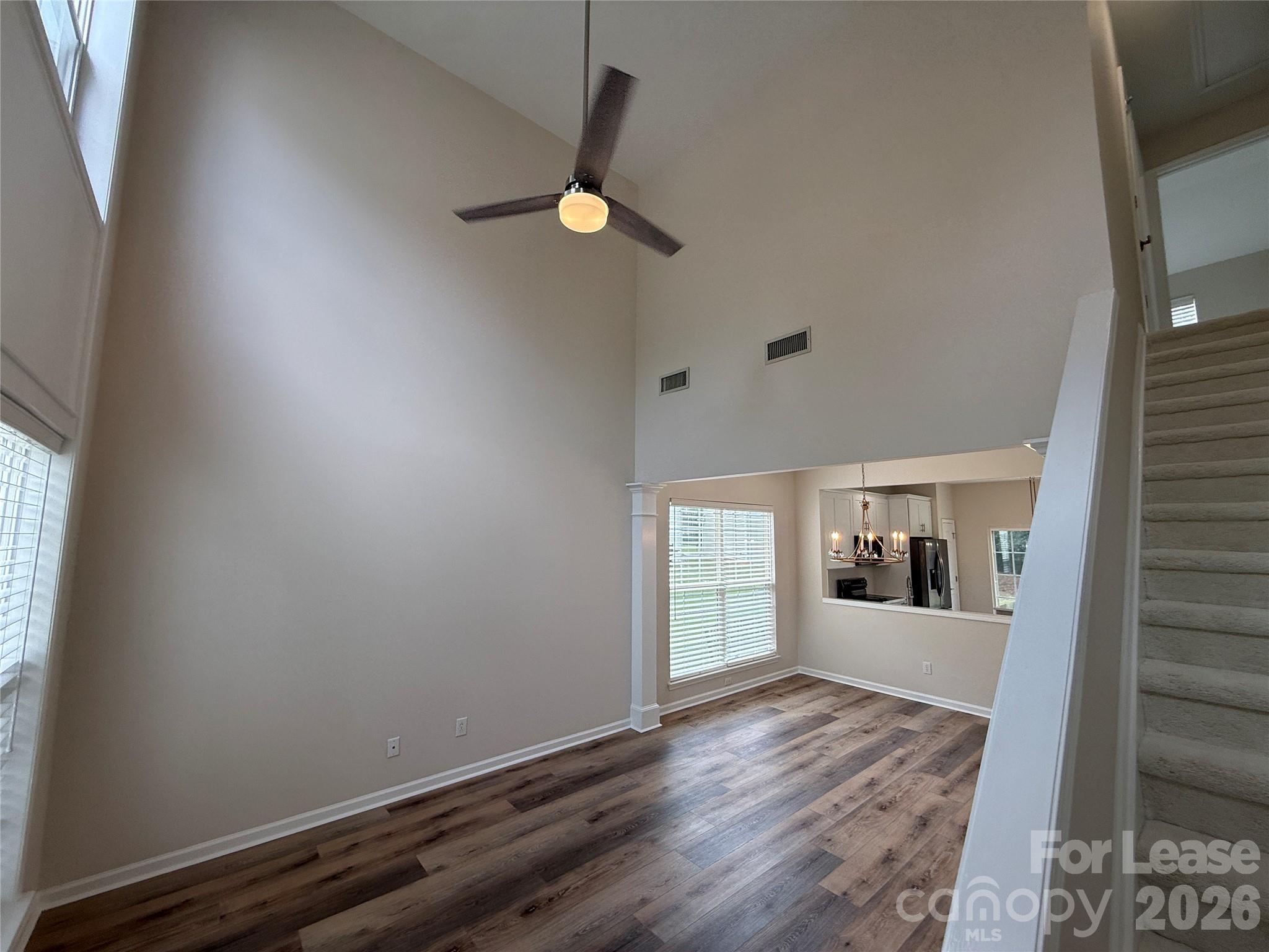 3404 Laurenhurst Lane Property Photo 2