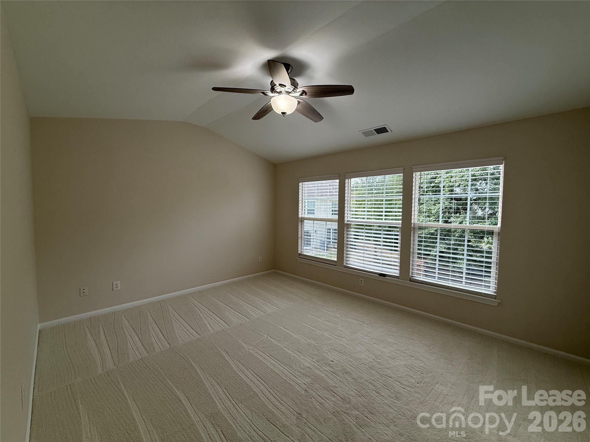 3404 Laurenhurst Lane Property Photo 18