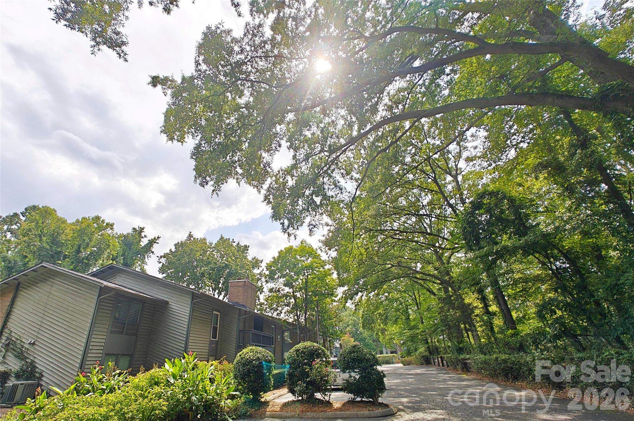 4948 Sardis Road C Property Photo 1