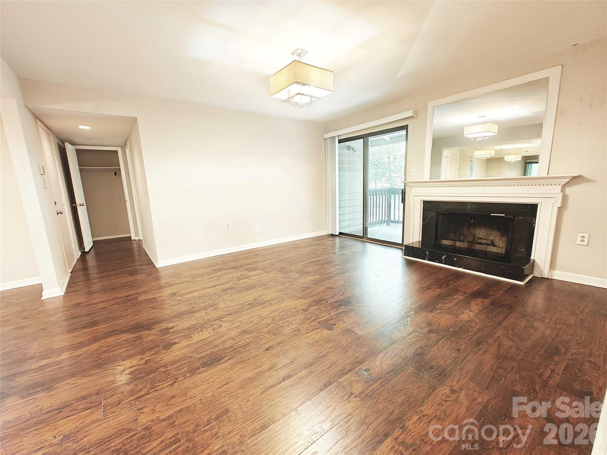 4948 Sardis Road C Property Photo 7