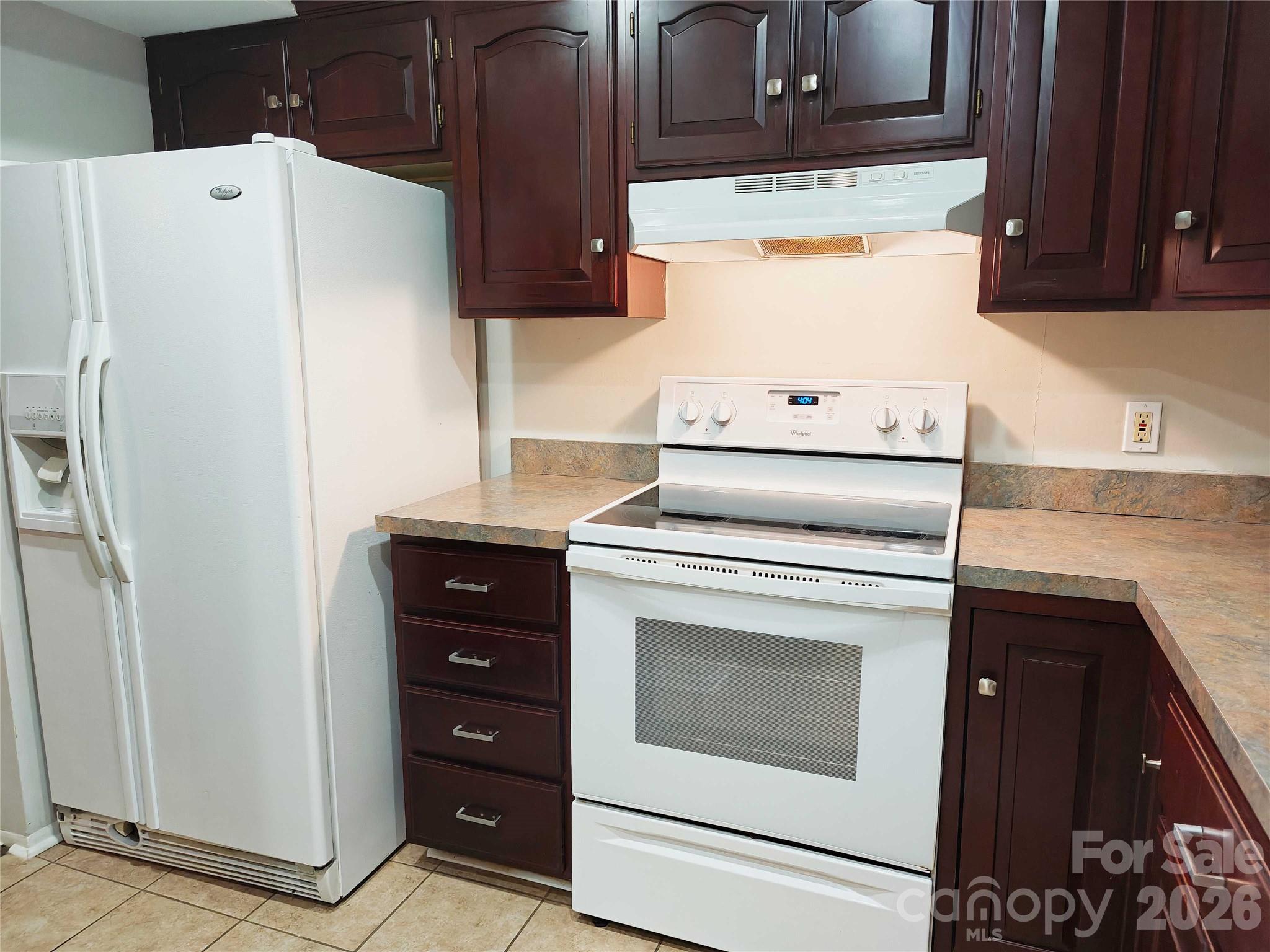 4948 Sardis Road C Property Photo 11
