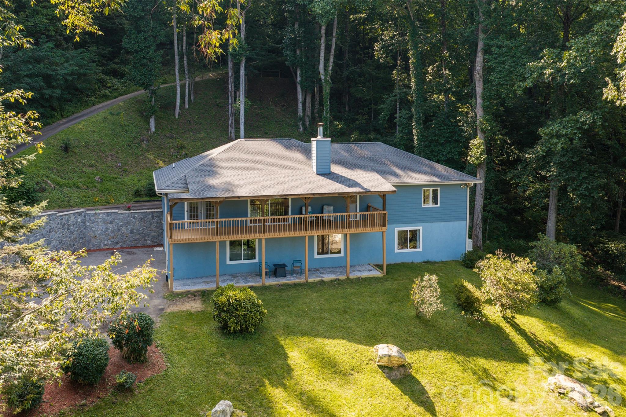 80 Range Drive Property Photo 1