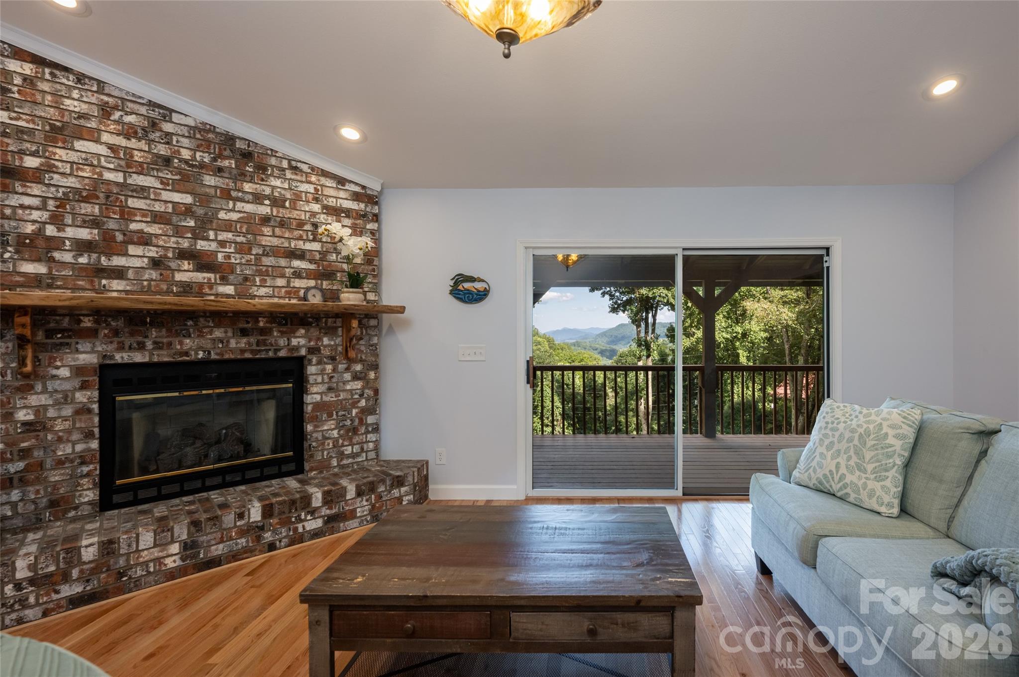 80 Range Drive Property Photo 7