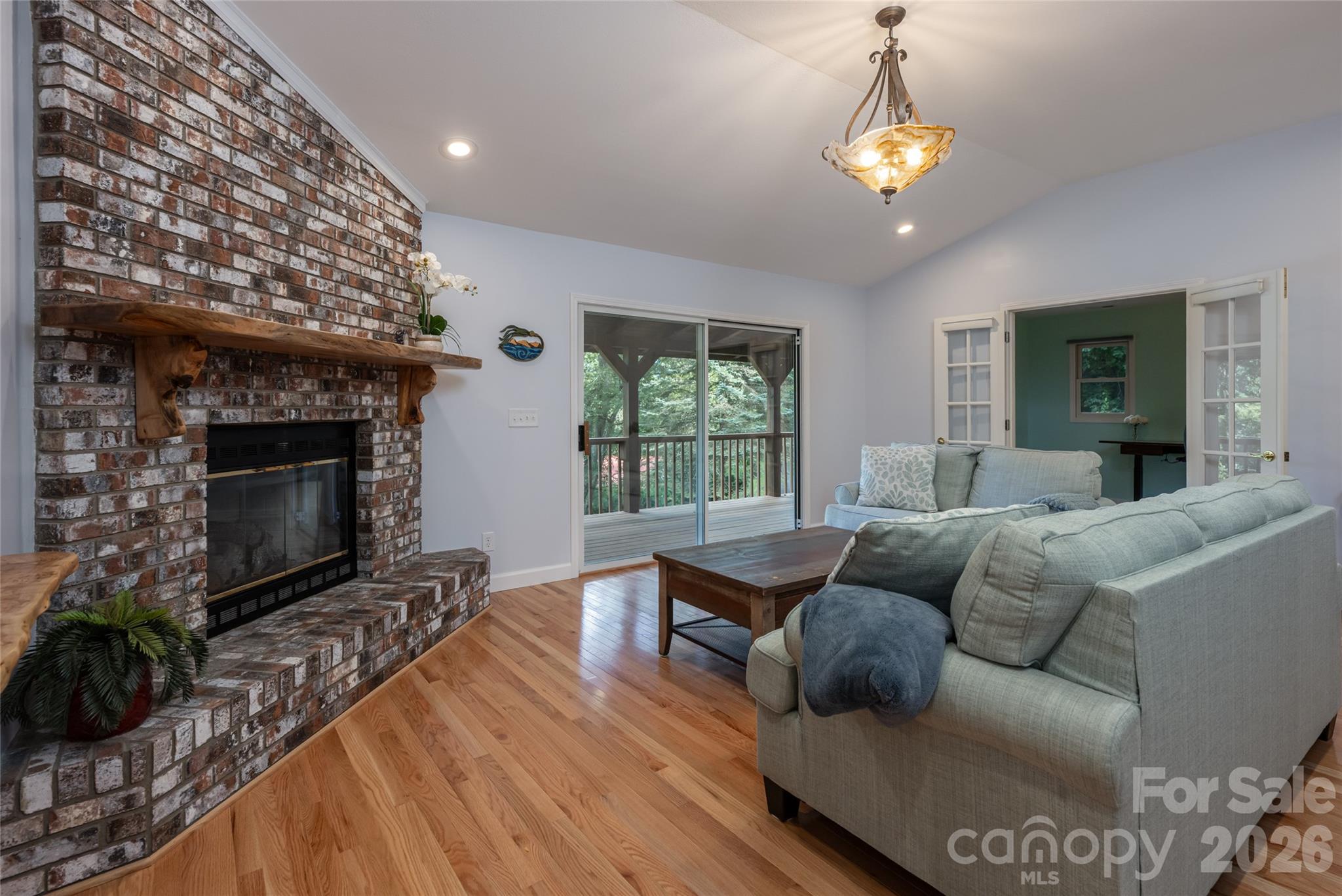 80 Range Drive Property Photo 9