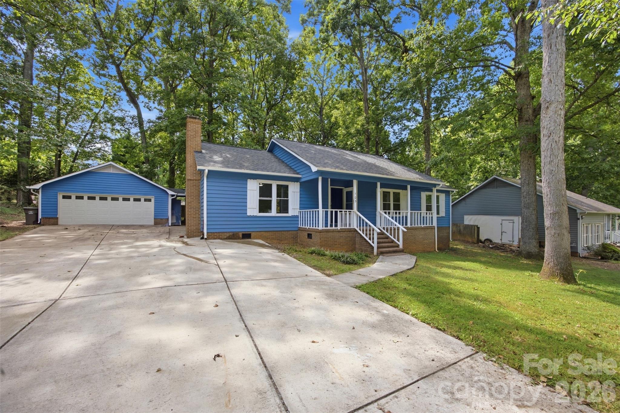 103 New Hampshire Drive Property Photo 2